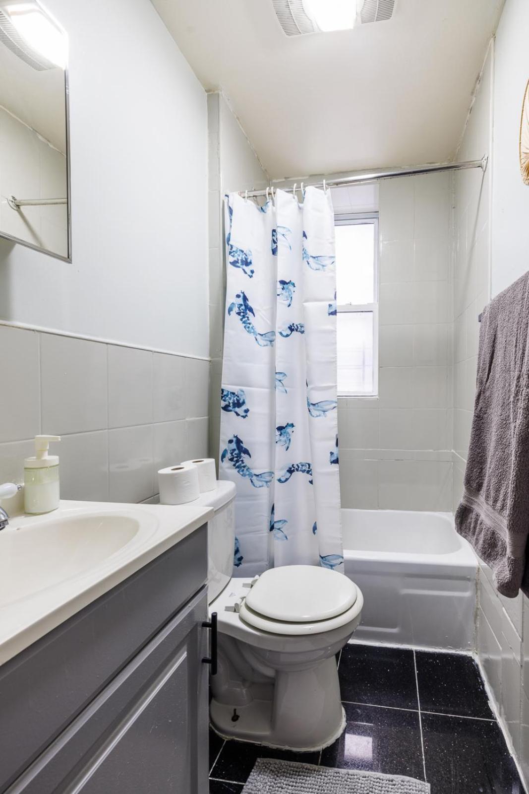 Inspire The Vibrant Energy Of The Uws Appartement *