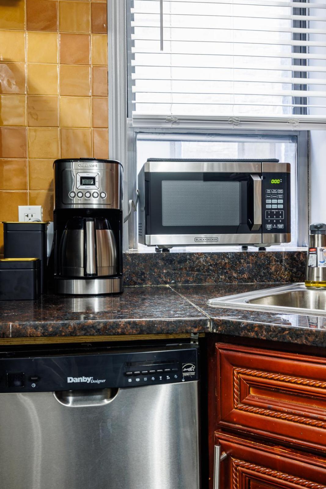 Appartement Inspire The Vibrant Energy Of The Uws New York