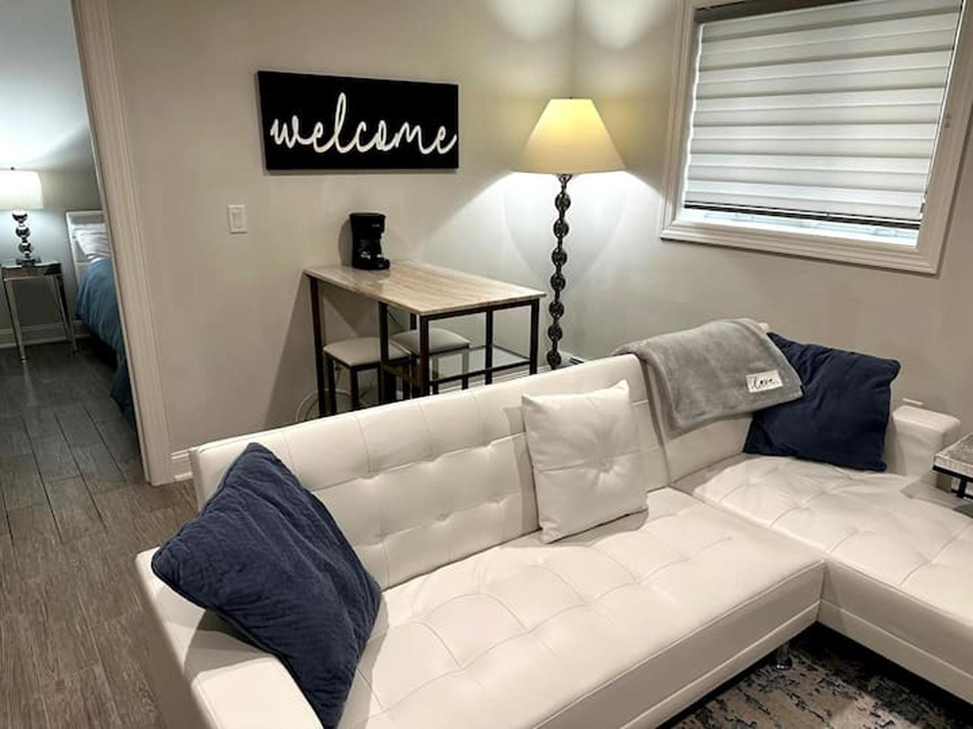1 Bed Luxury On 21st Apartment