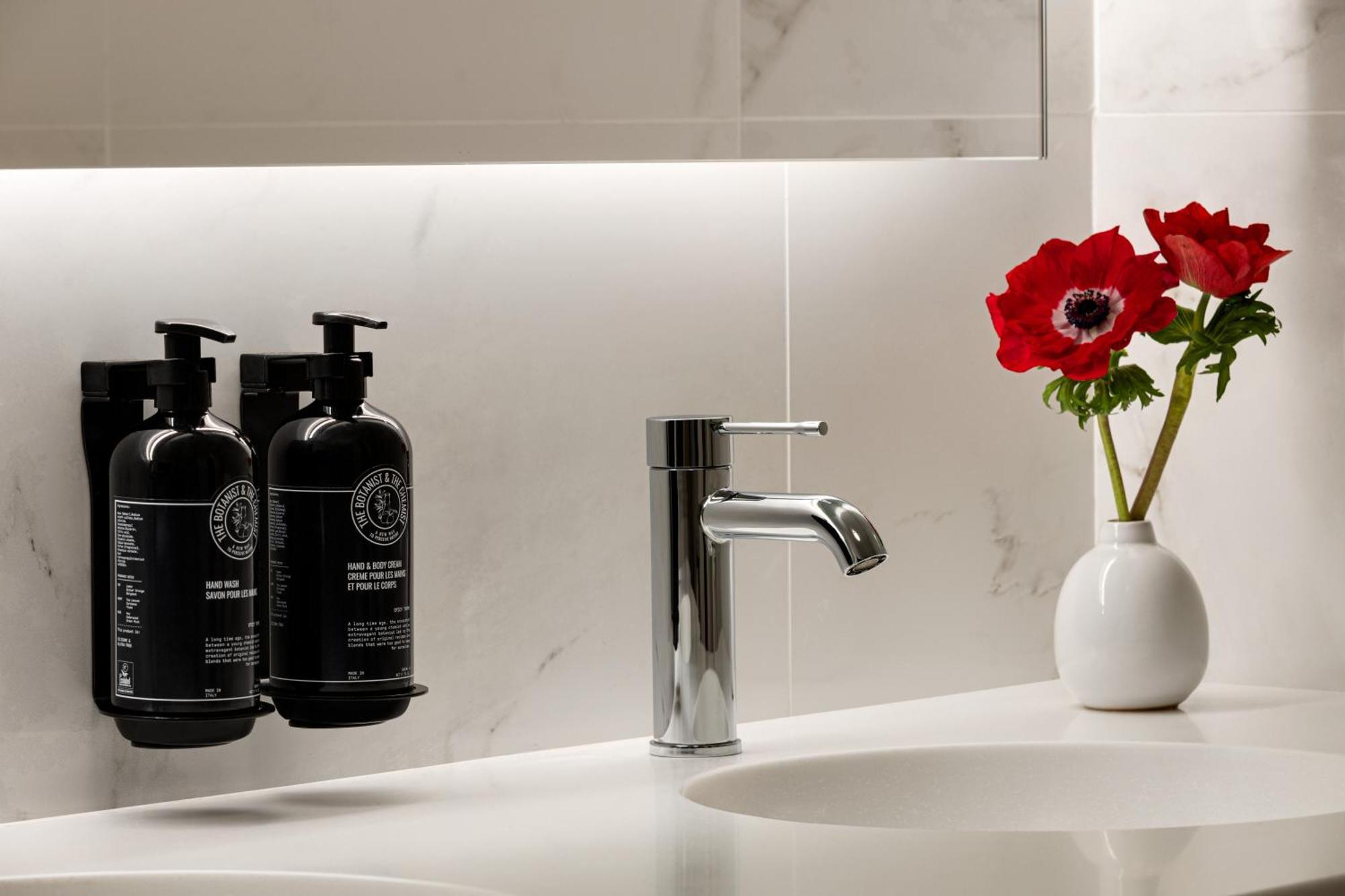 The Chemists Club Hotel 4*