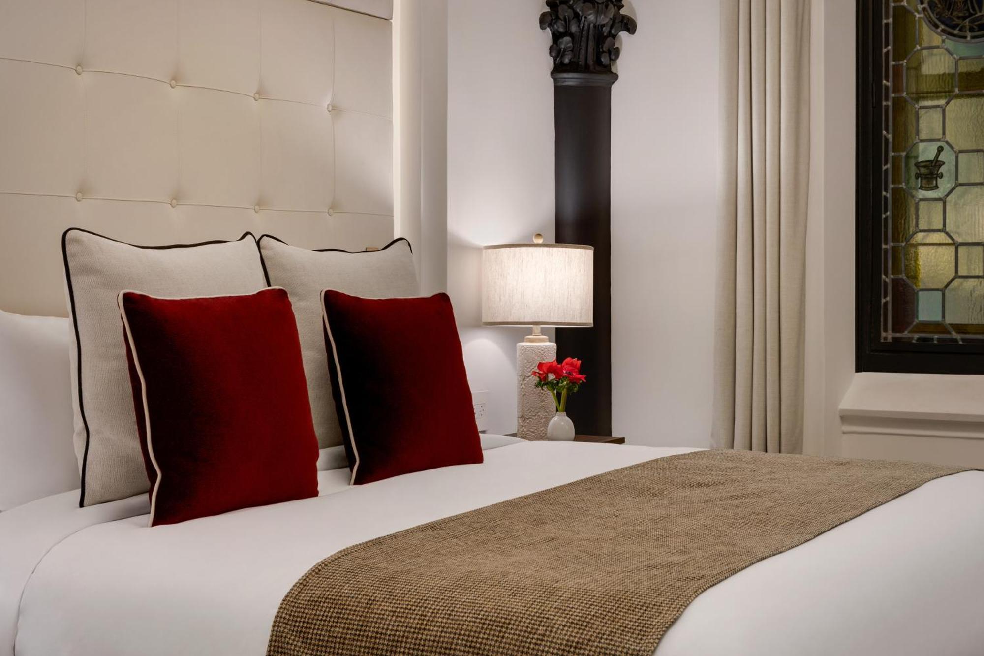 The Chemists Club Hotel 4*