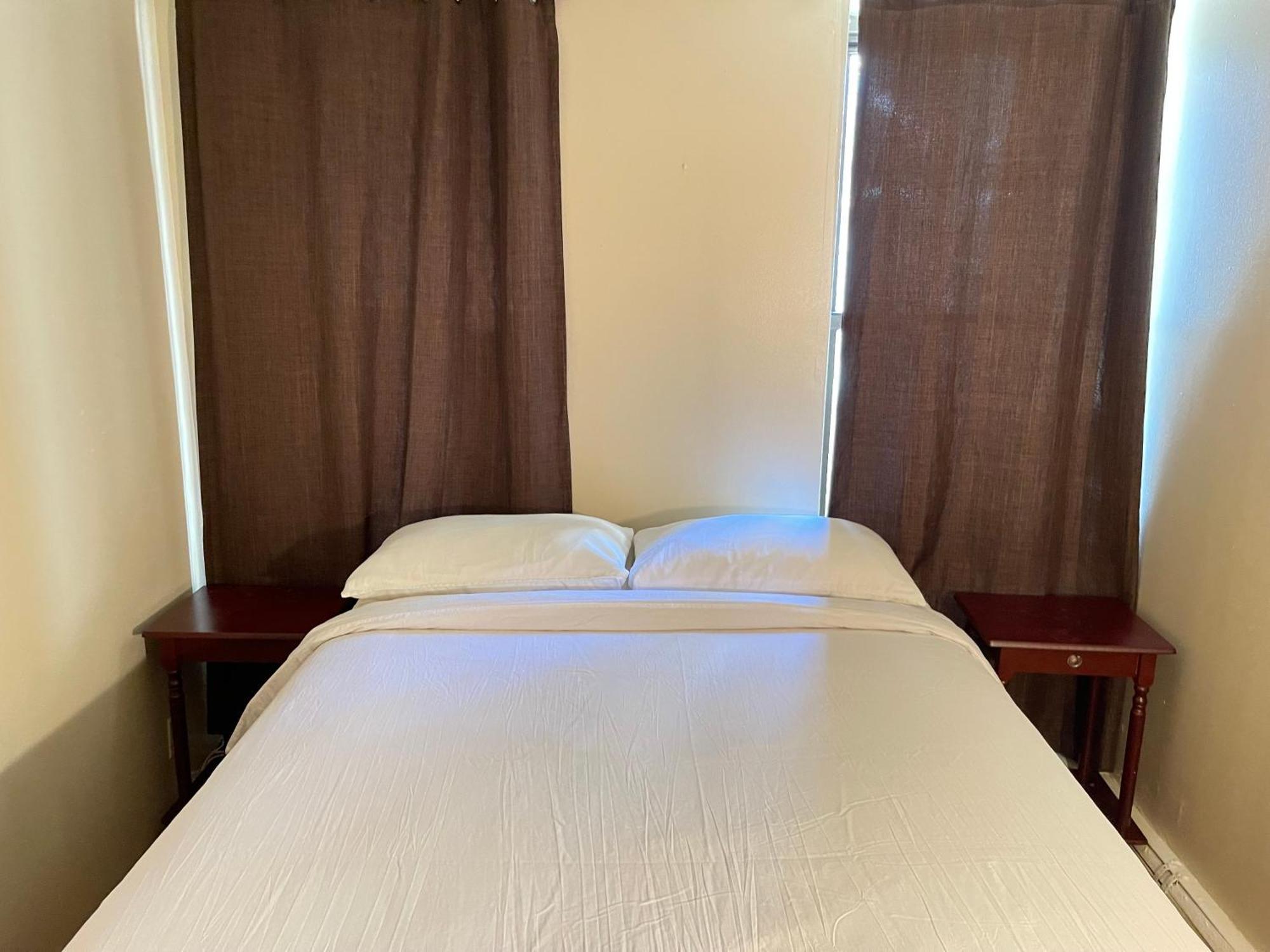 Apartment One Bedroom By Month Next To Bronx Zoo New York