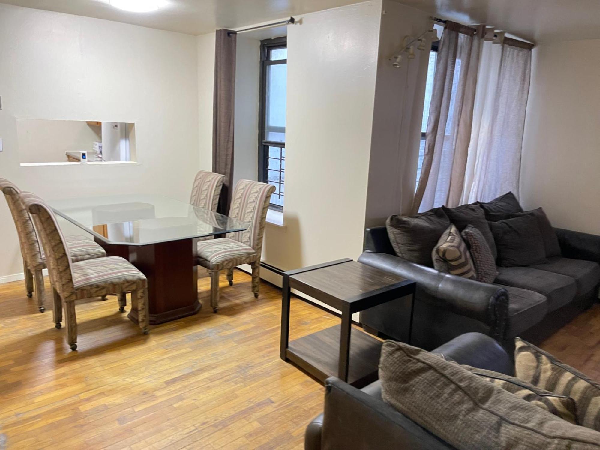 Apartment One Bedroom By Month Next To Bronx Zoo