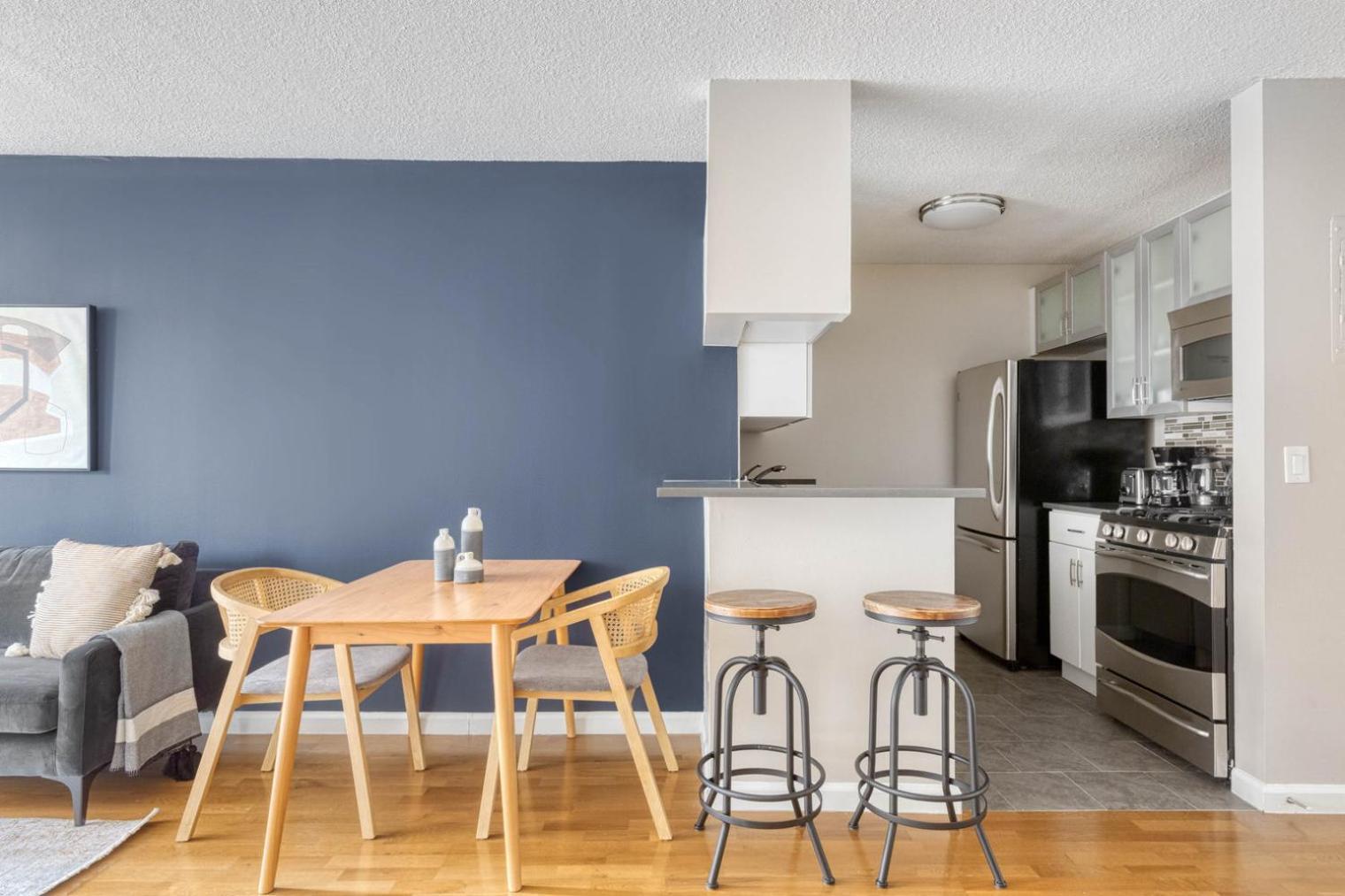 Uws 1br W Gym Doorman Elevator Nr Park Nyc-1049 *