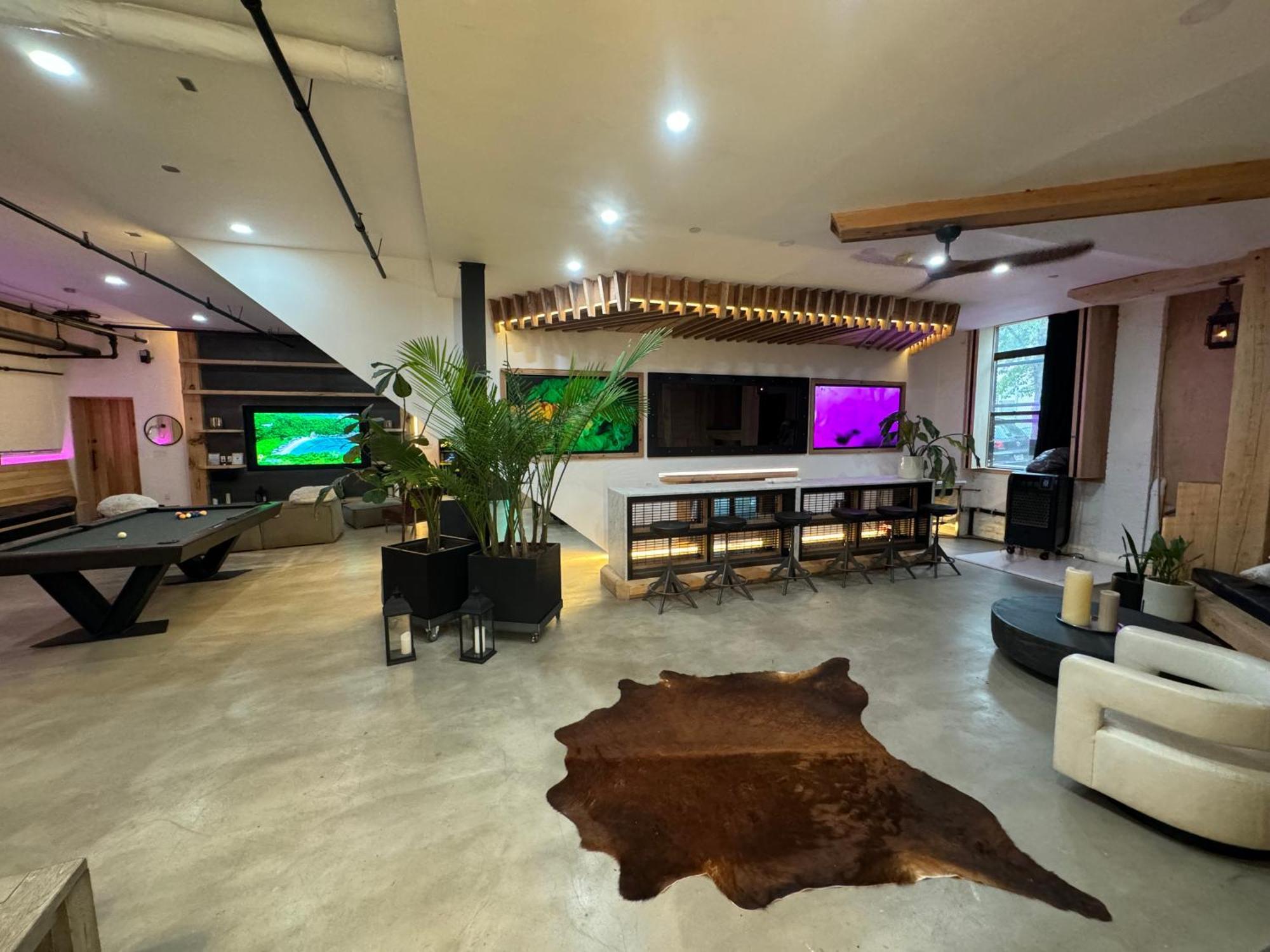 Extraordinary 3 Bedrooms Gigantic Loft Appartement *