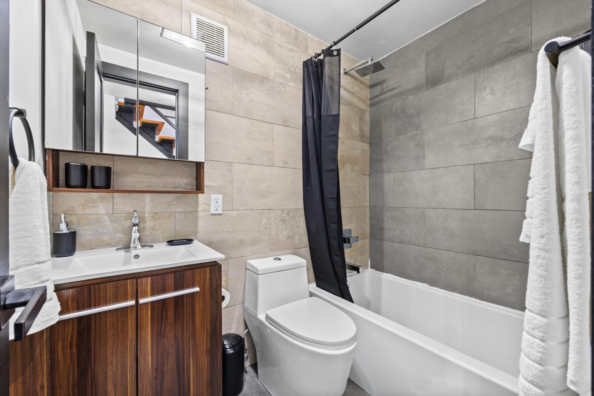 Appartement Rustic Chic 4br For Groups - Bushwick's Finest New York