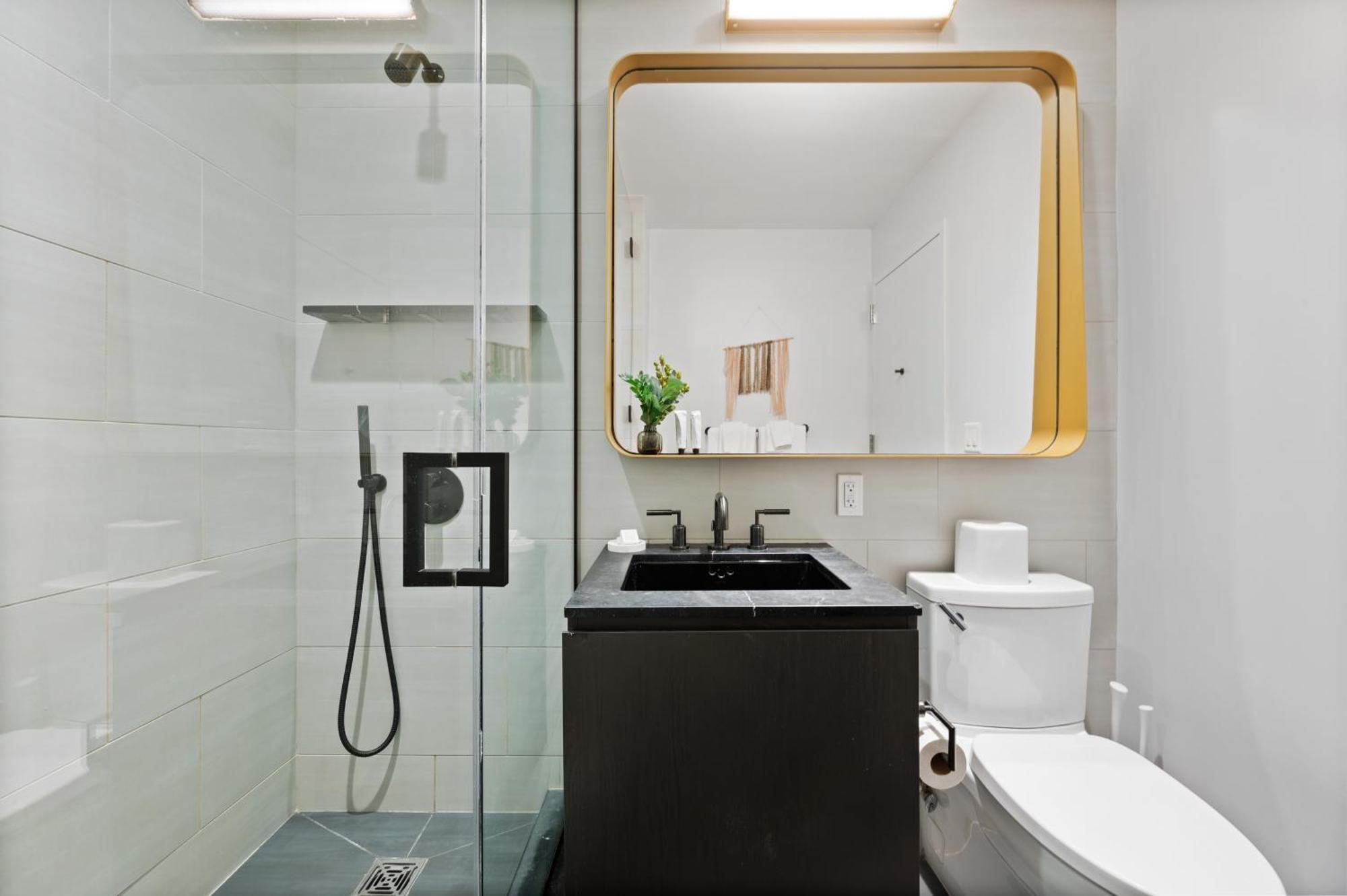 17john Aparthotel