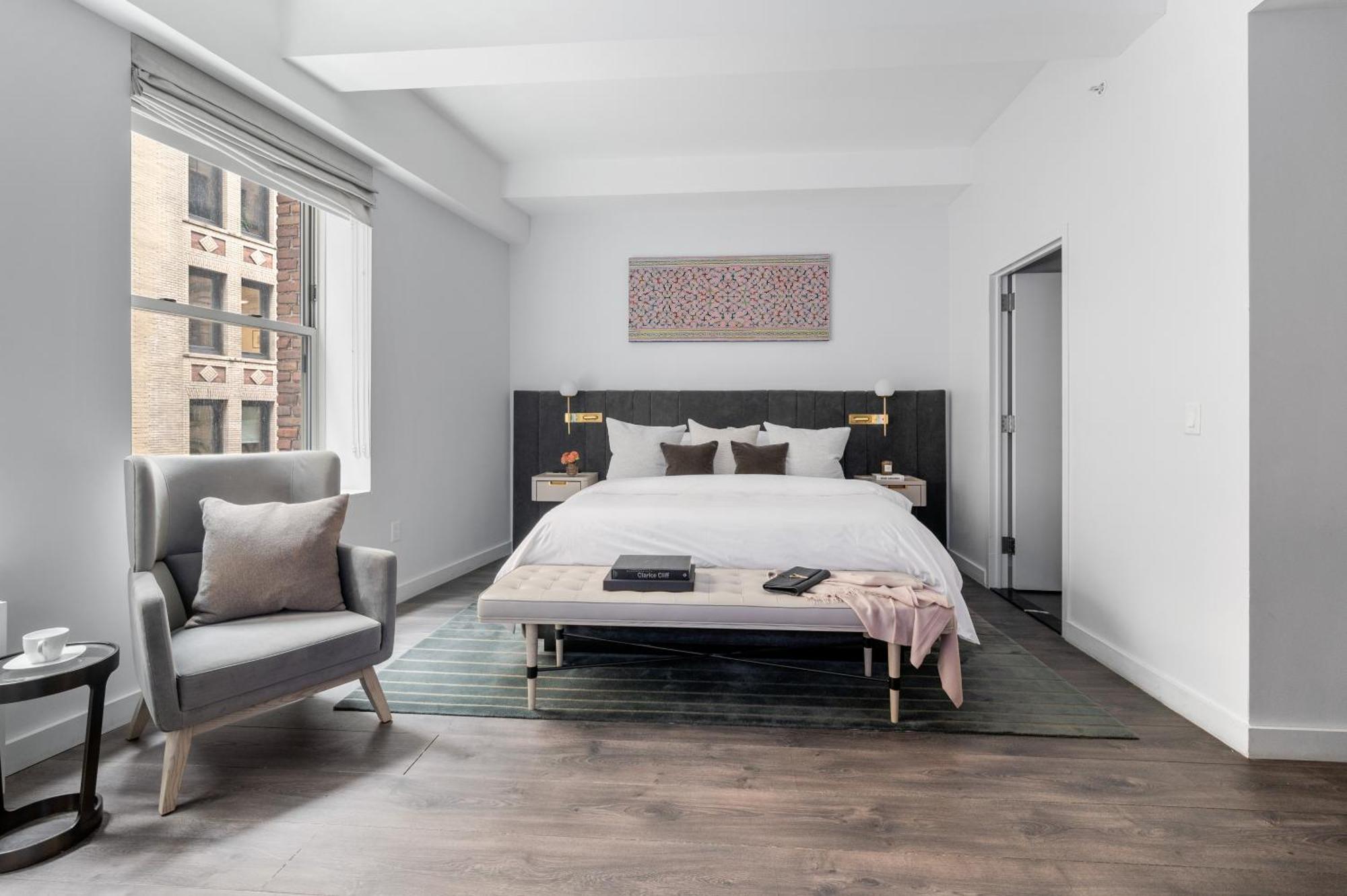 Aparthotel 17john 5*