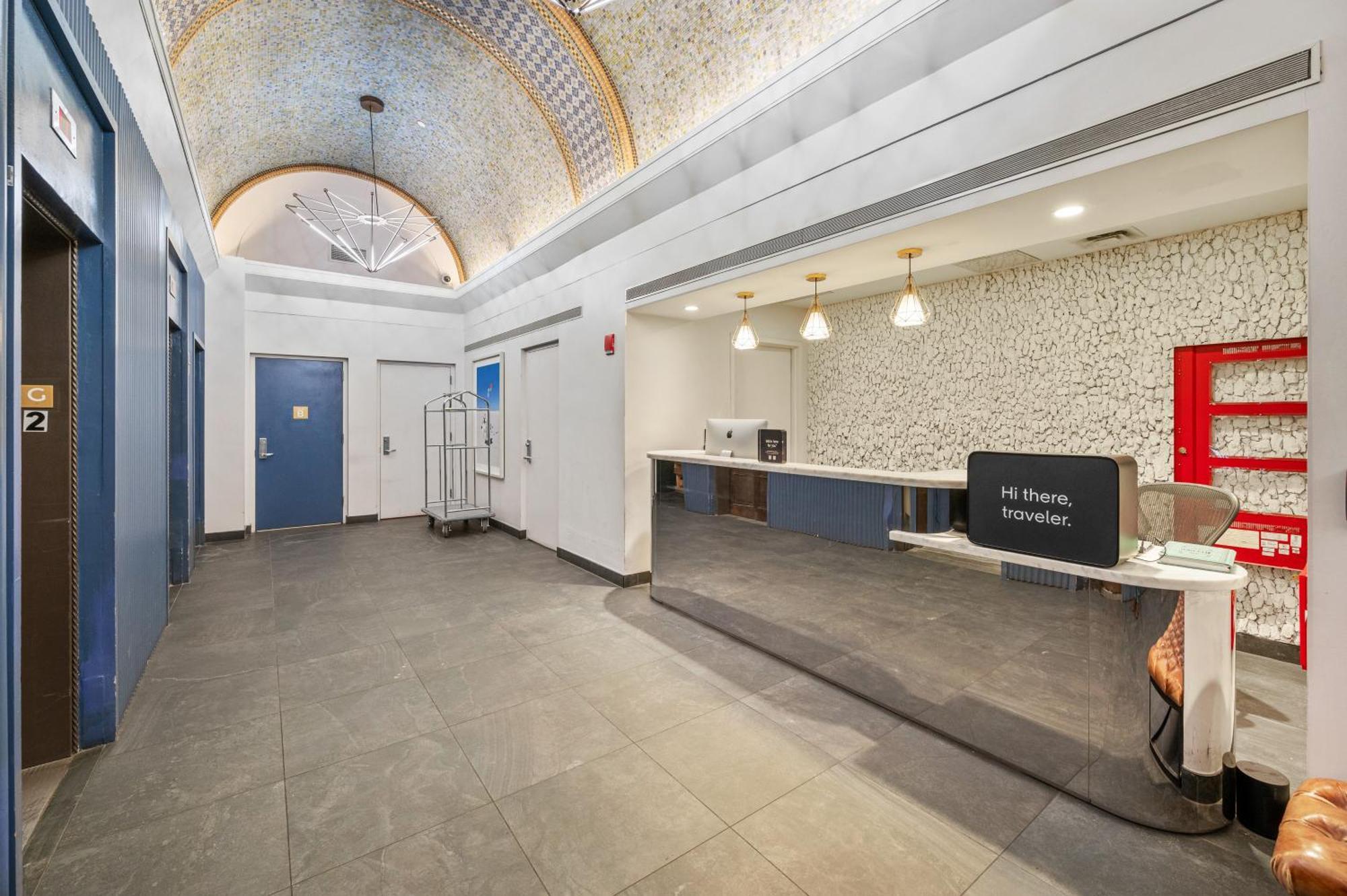 Aparthotel 17john 5*