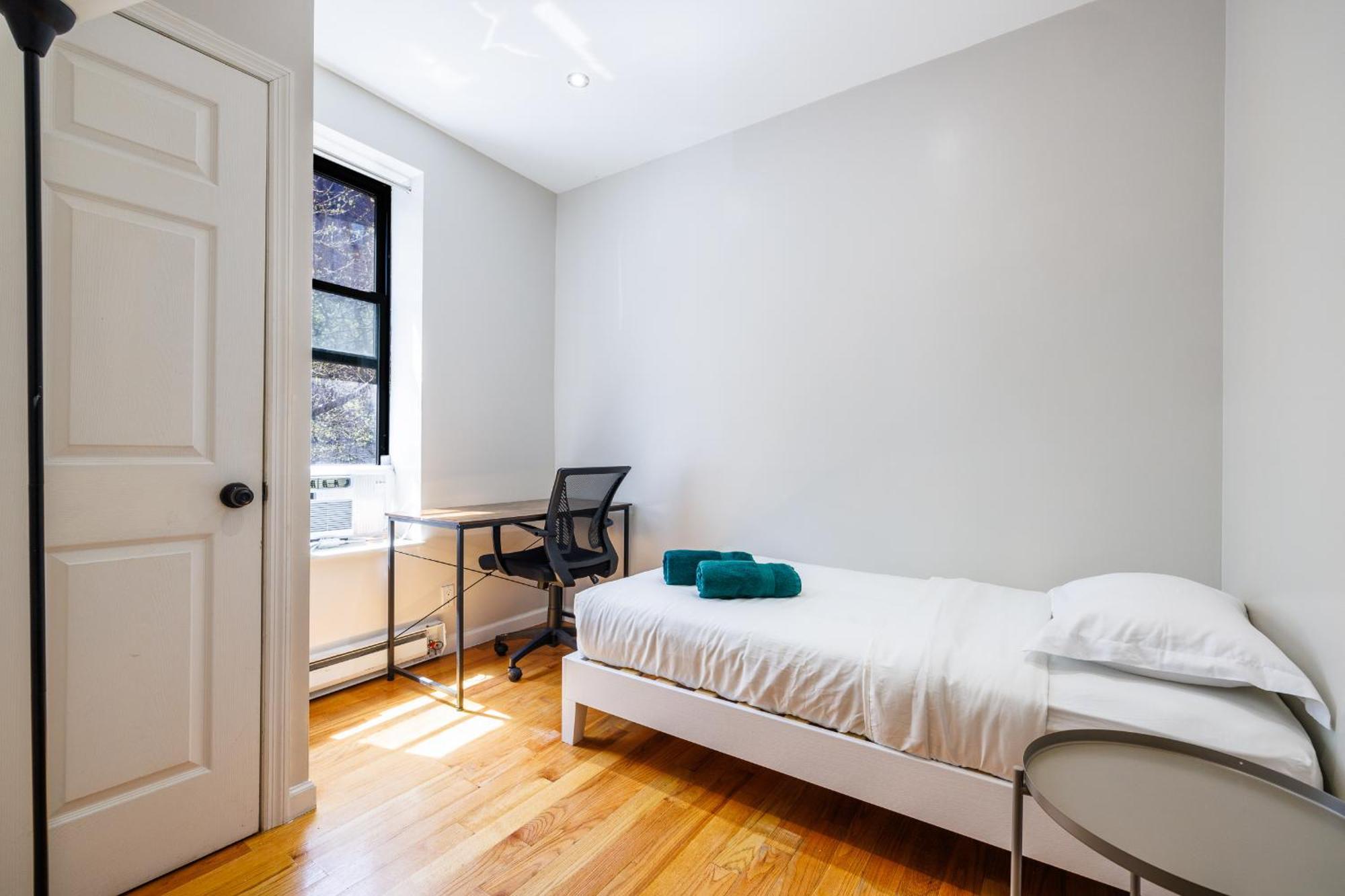 Park Side Living, Style * New York