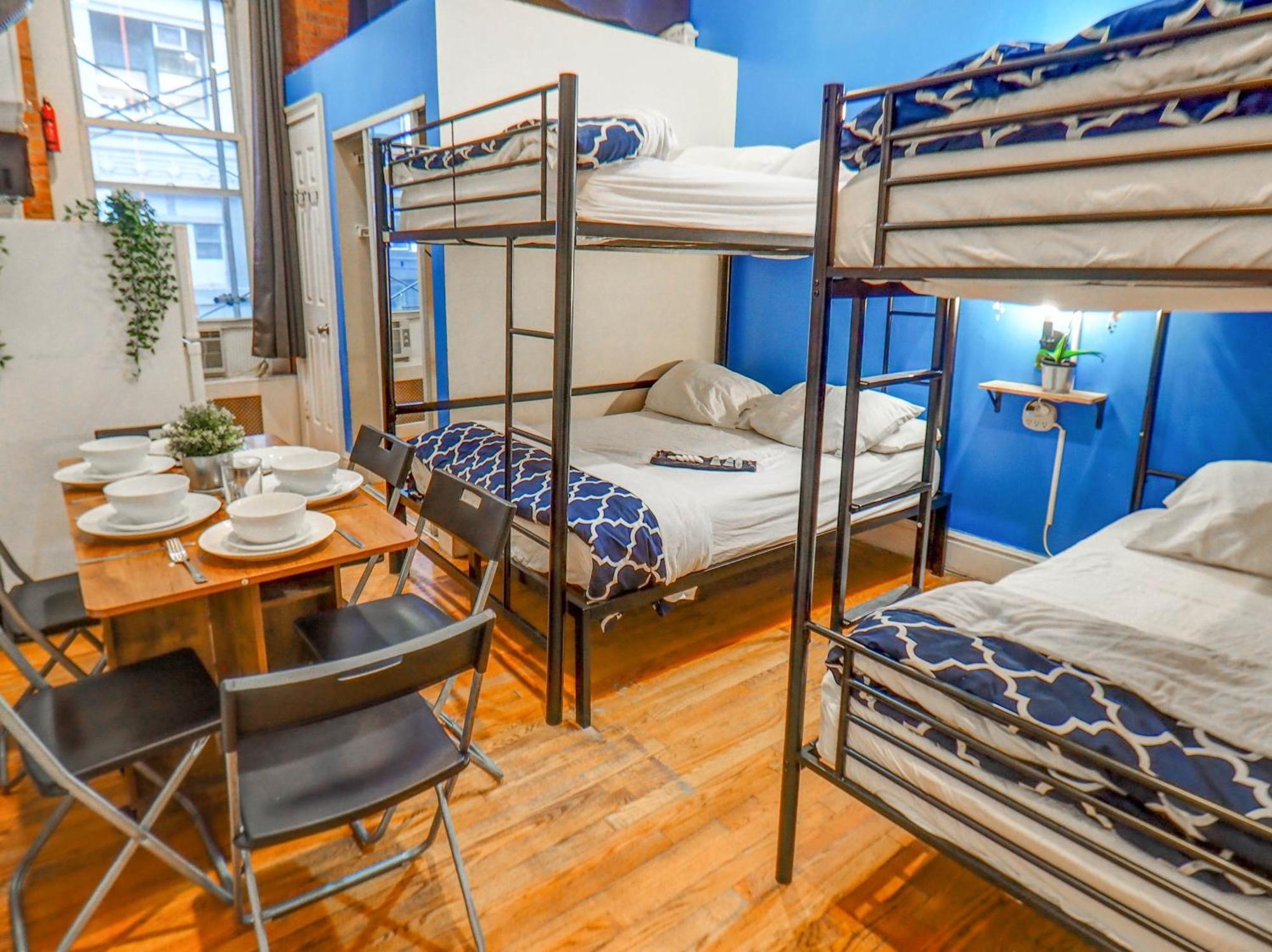 Metropolitan Manhattan Apartment New York