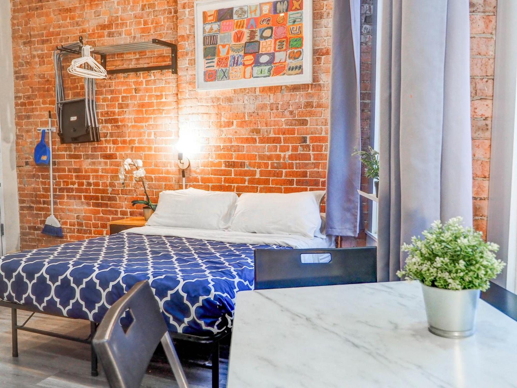 Metropolitan Manhattan New York