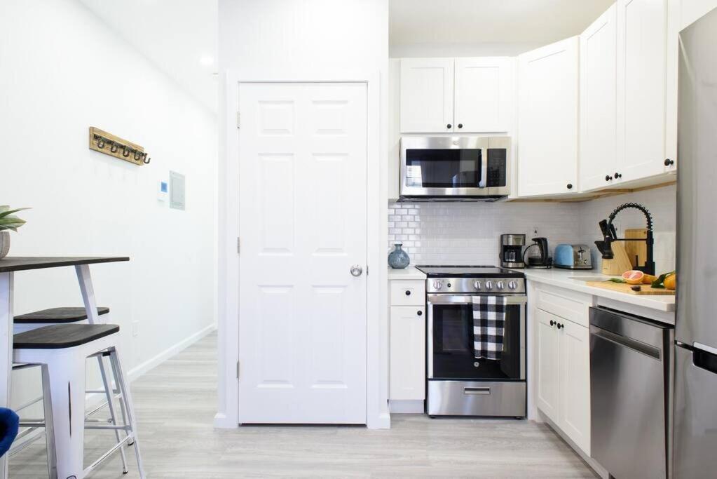 240-5 New Prime Location W&d In Unit Apartment New York
