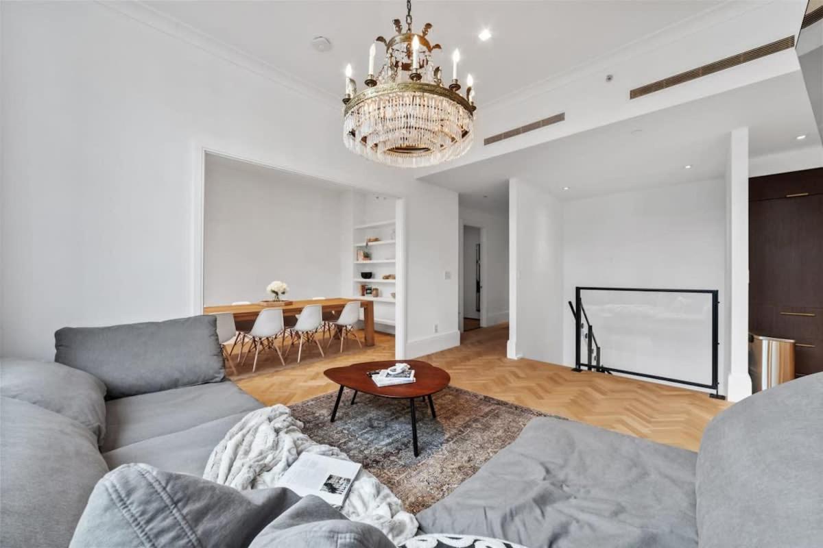 Clinton By Rove Travel 3br Duplex With Backyard * New York