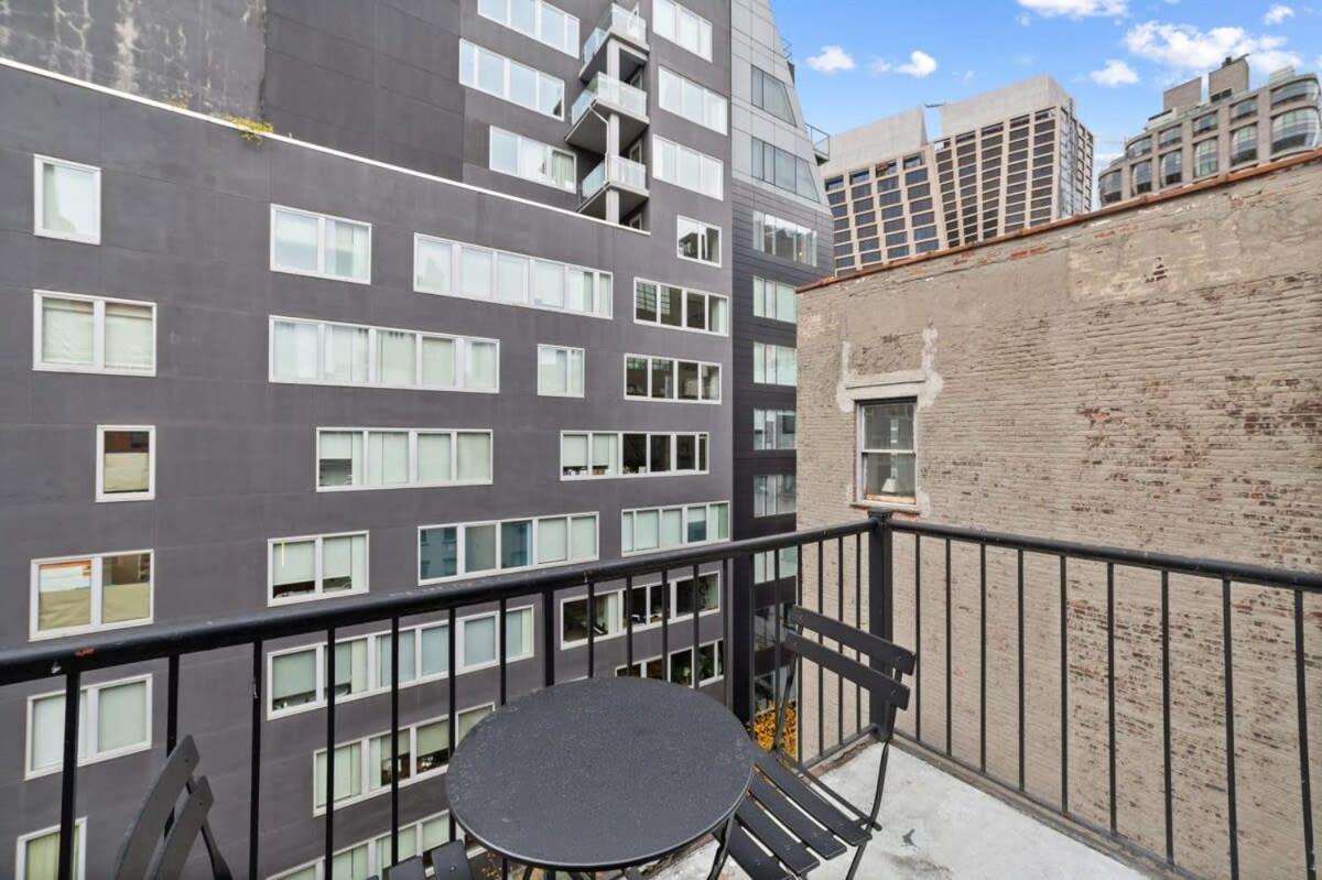 Chelsea Vista Ii By Rove Travel 2br Ph With Rooftop * New York
