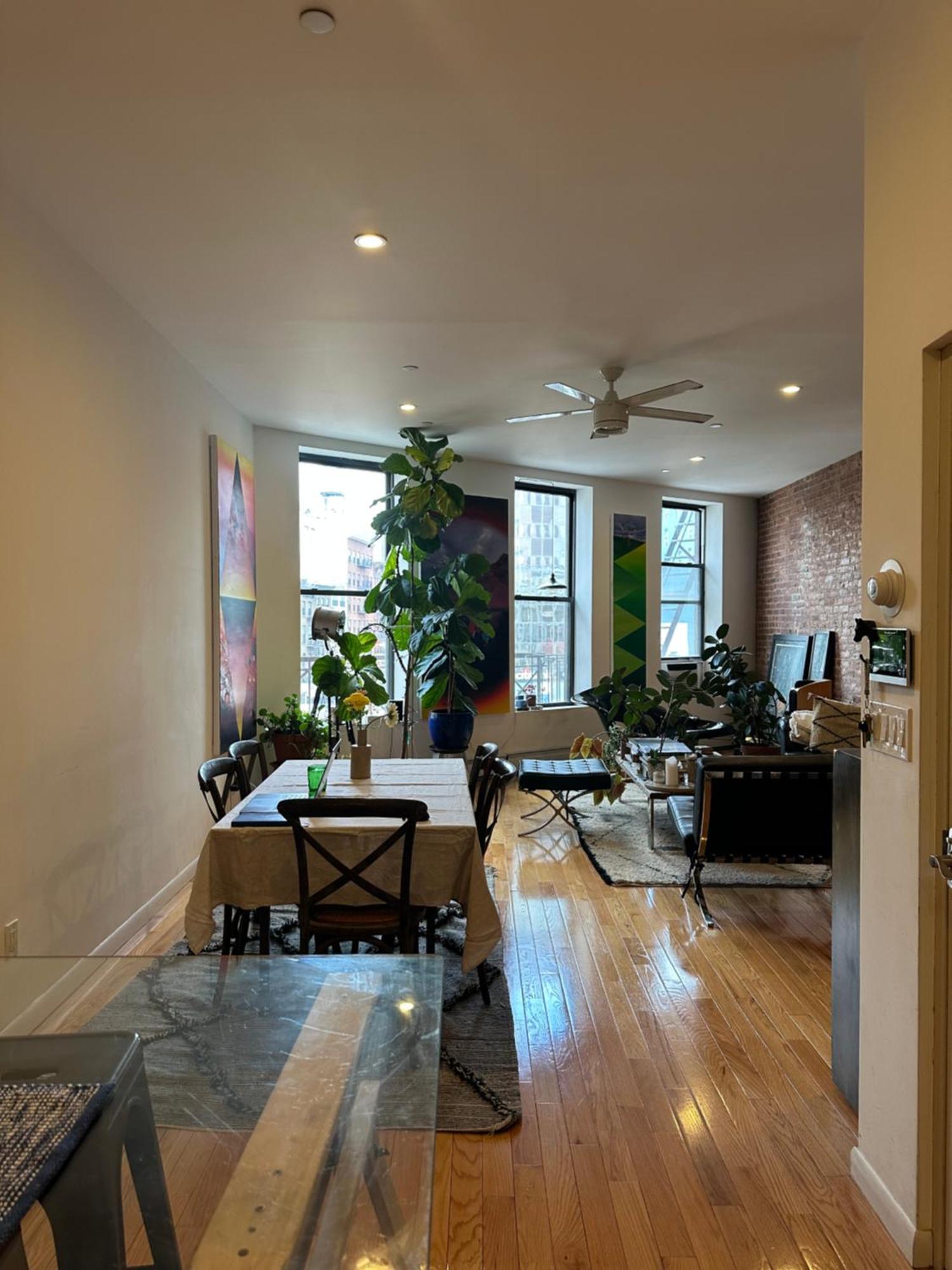 Rare Designer Gem In Downtown Ny Apartment