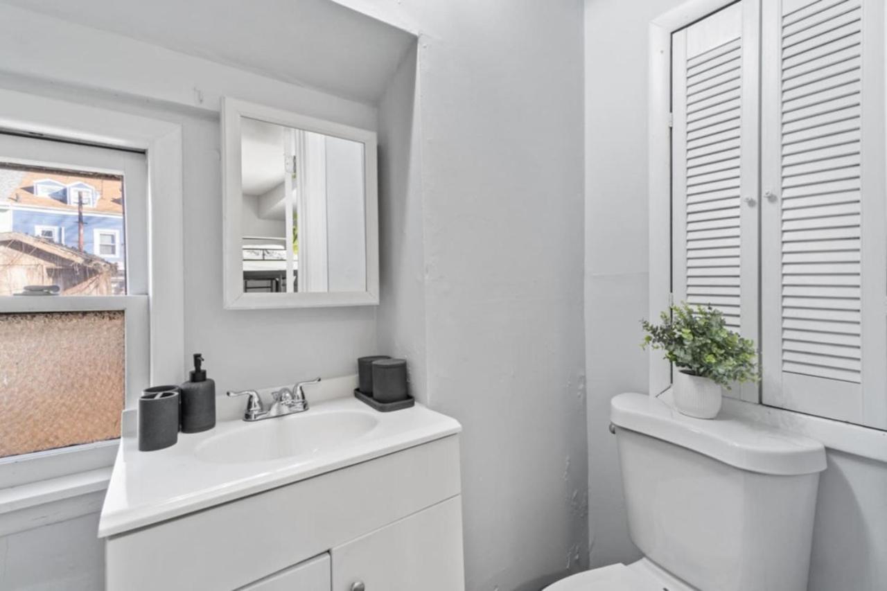 The Whimsical Estate Sleeps 16plus 20m To Nyc Free Parking Ferienhaus