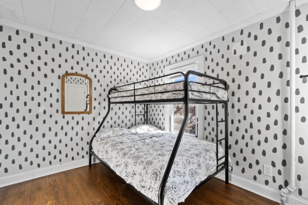 Ferienhaus The Whimsical Estate Sleeps 16plus 20m To Nyc Free Parking New York