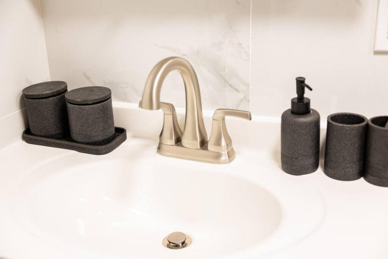 Modern Studio Getaway 18 Mins To Nyc 10min Ewr Appartement