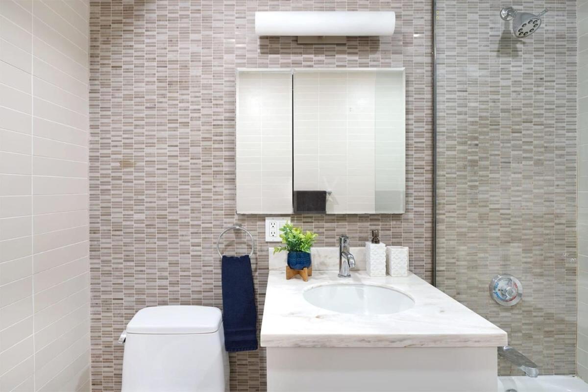 Appartement 809-2b With A Private Terrace By Columbus Circle *