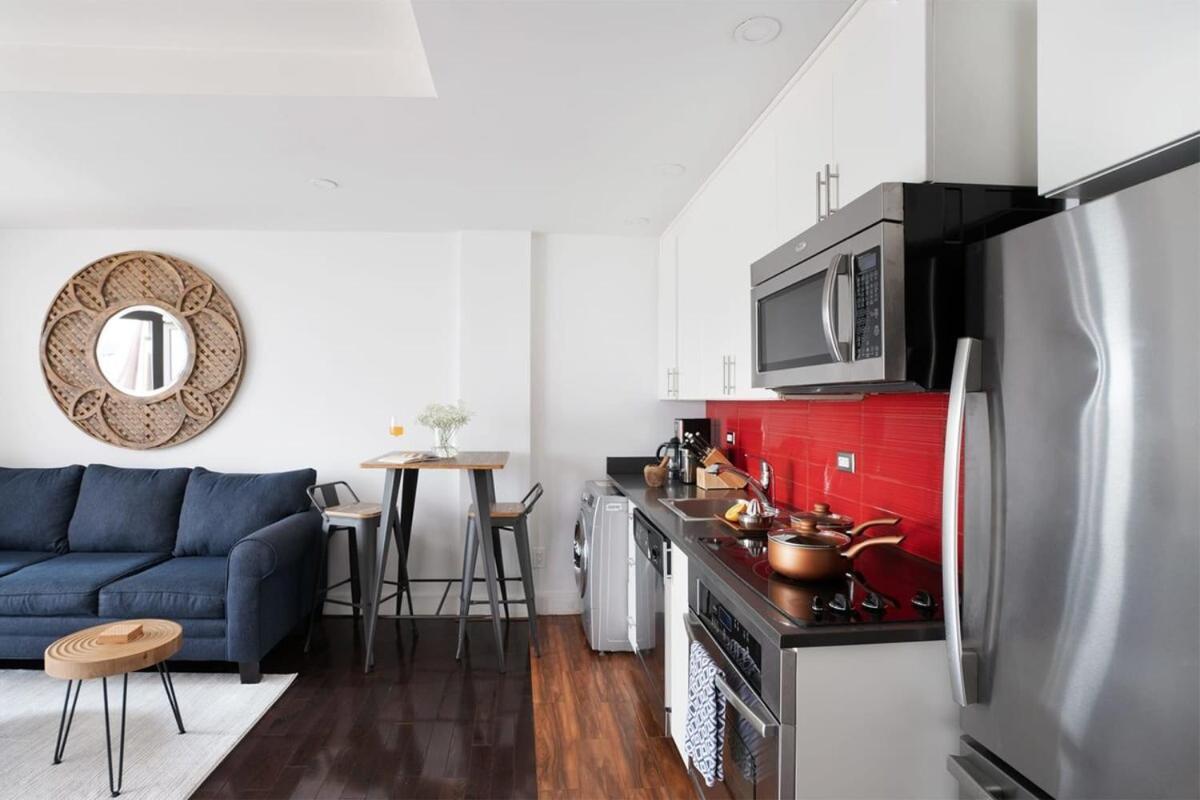 809-2b With A Private Terrace By Columbus Circle Appartement New York