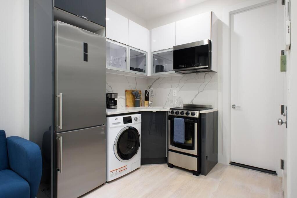 Appartement 78-4b New Quality 1br W&d In Unit Skylight