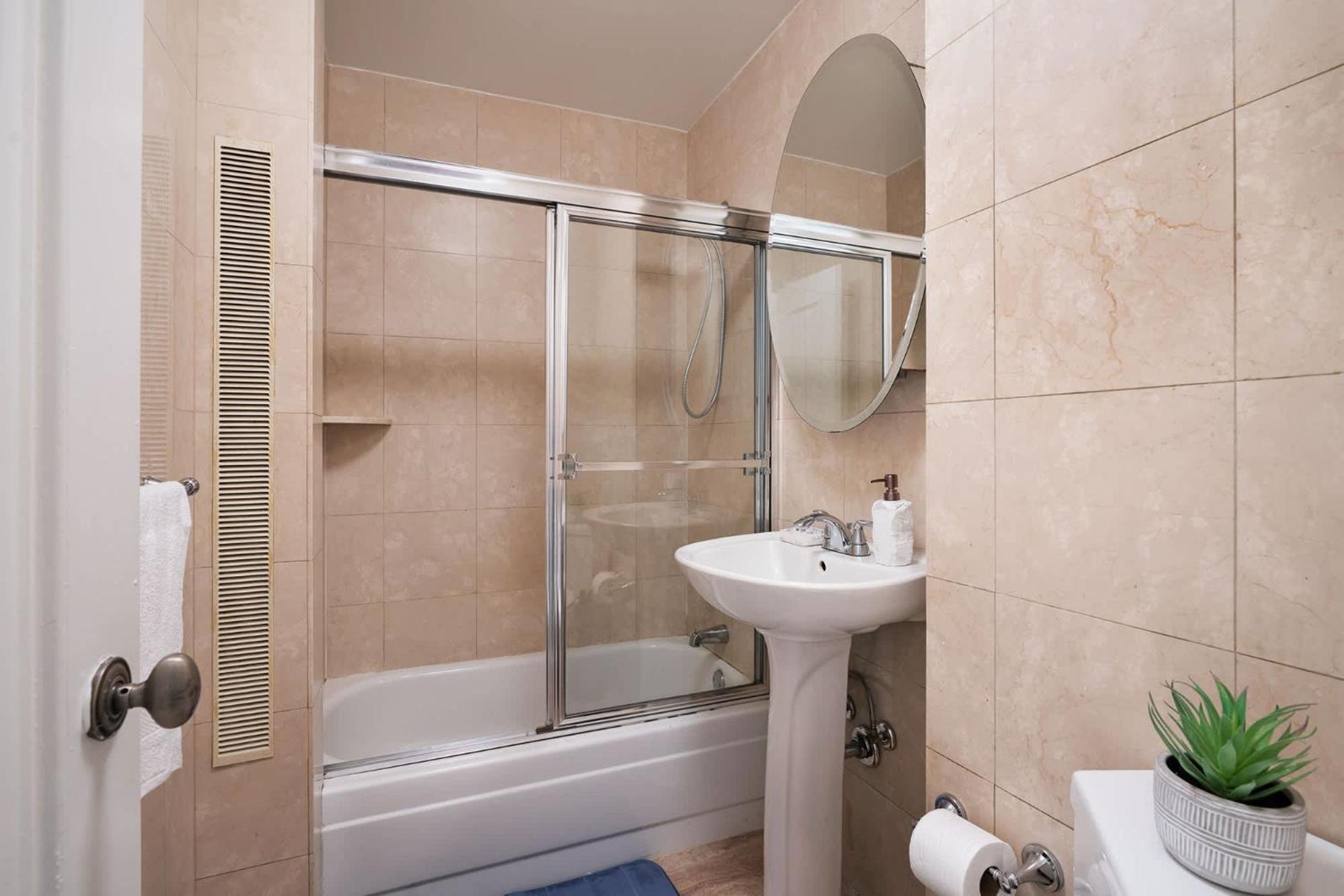 Appartement 73-308 New 1br 1bth Uws Doorman Gym New York