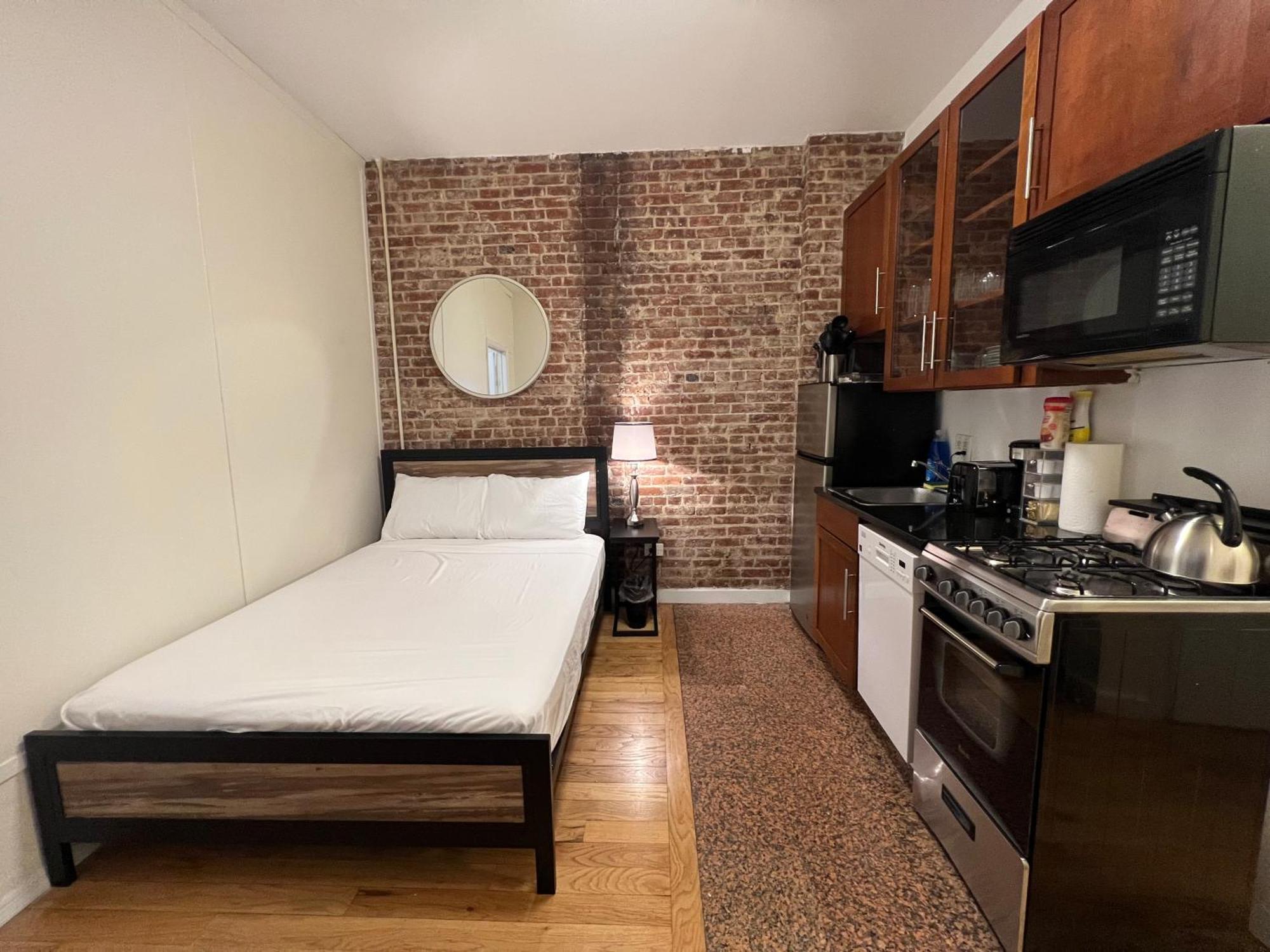 The Manhattan Midtown