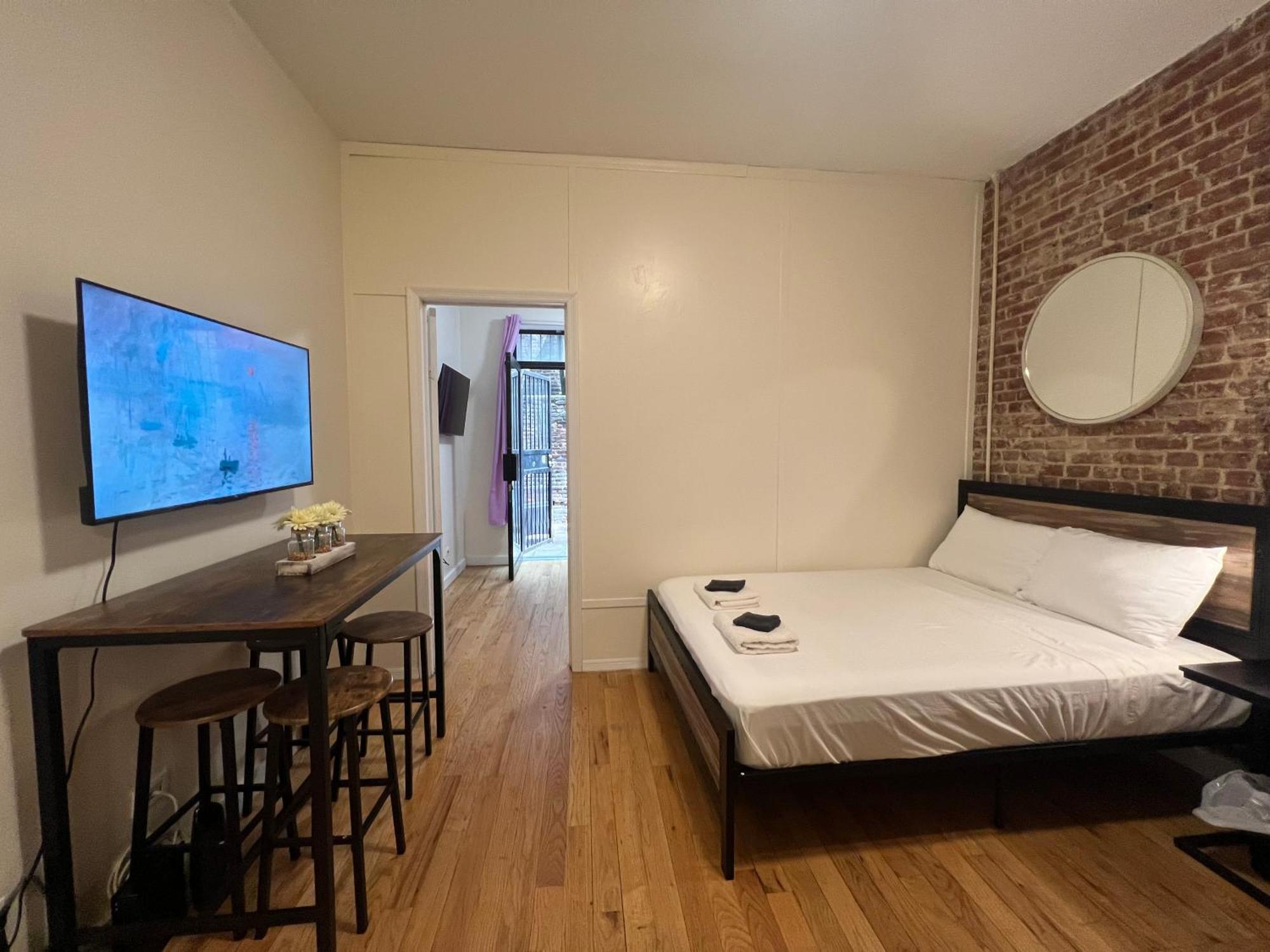 The Manhattan Midtown Apartment