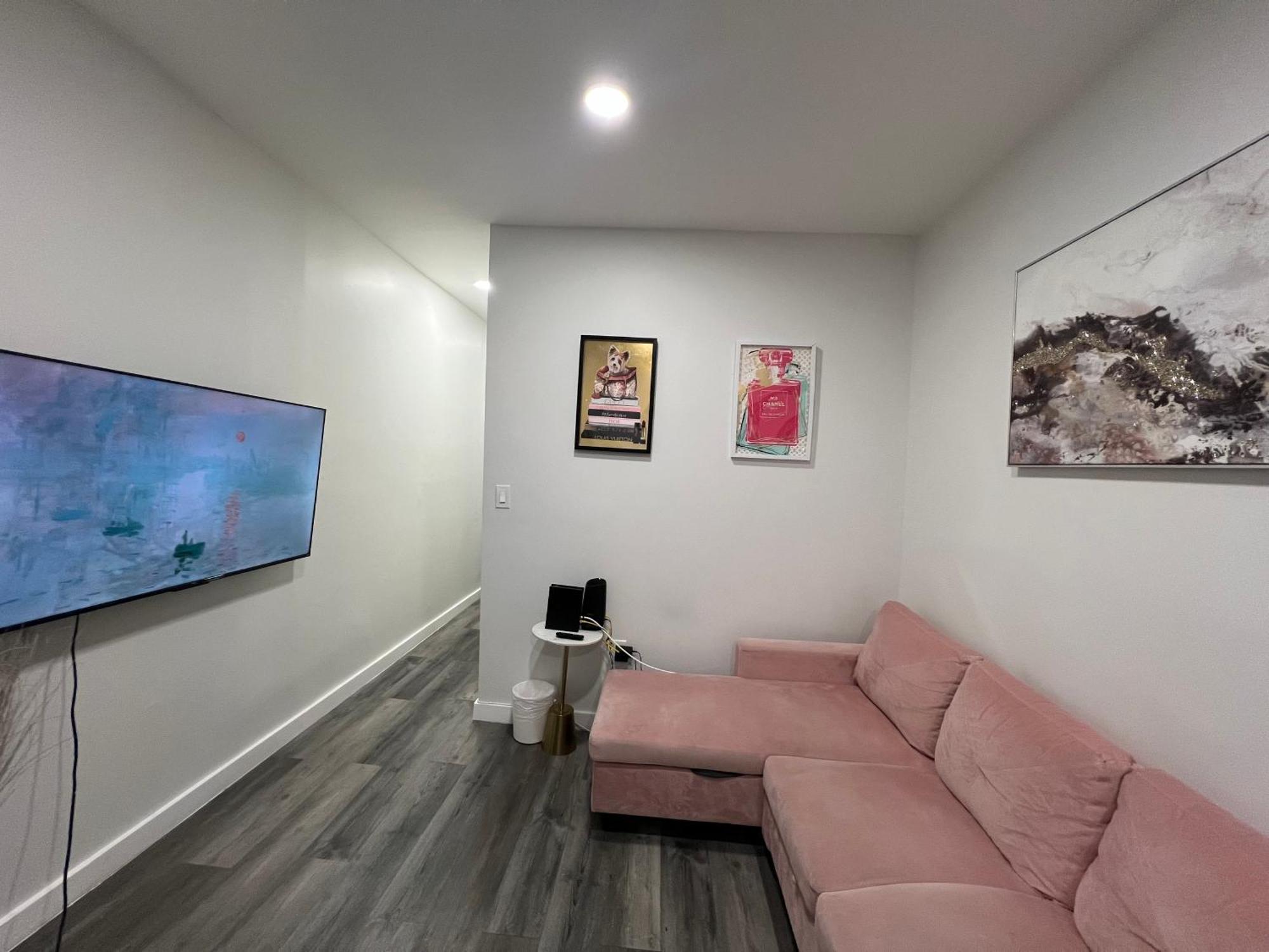 Steps From Times Square Apartment New York