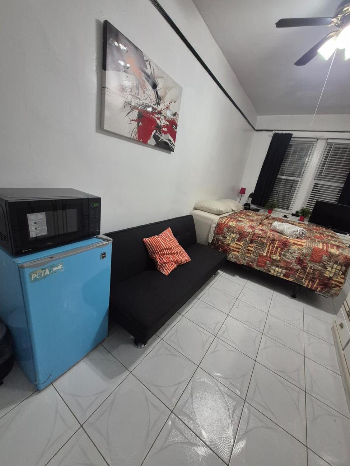 Big In Great Location Homestay *