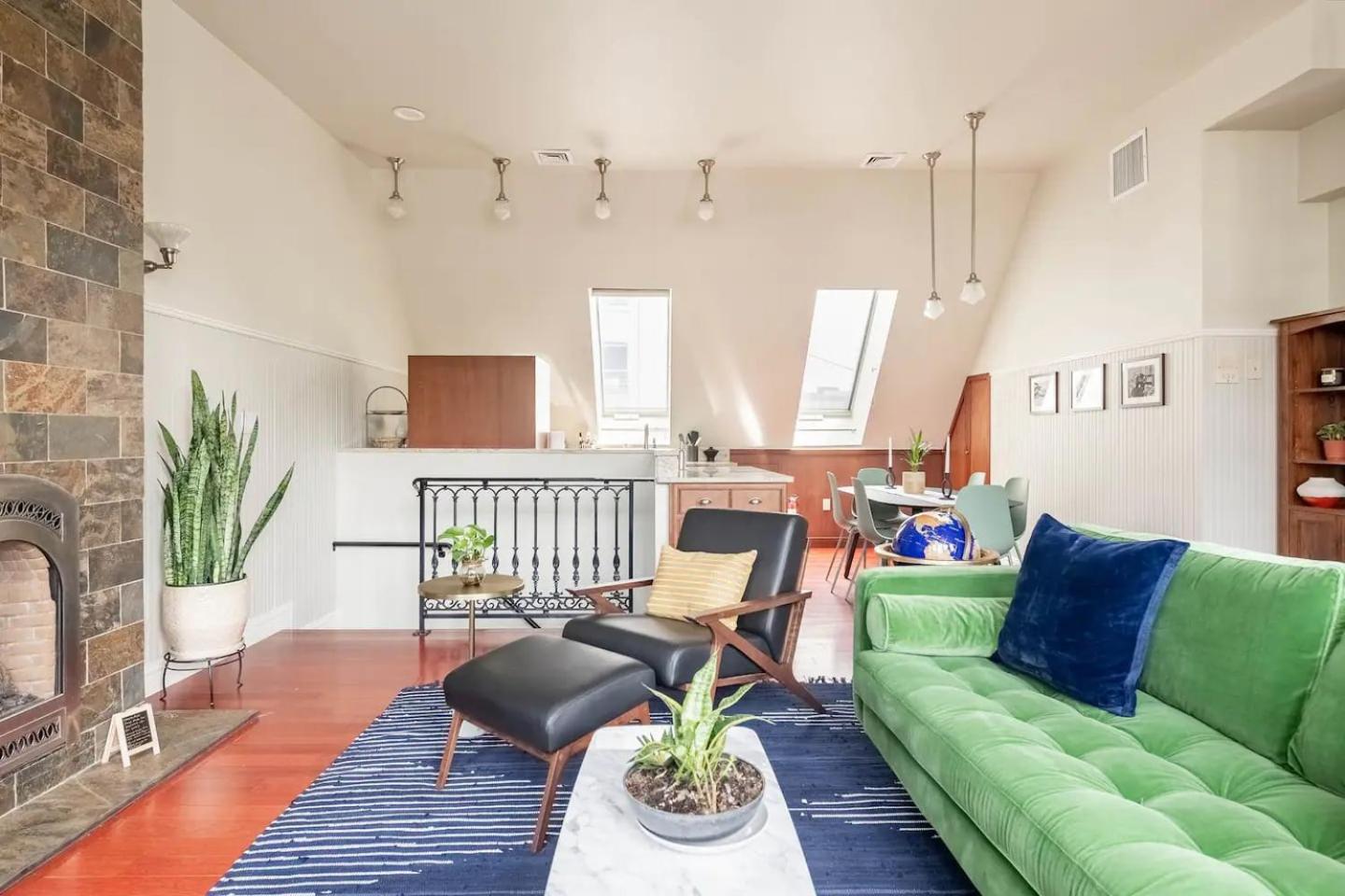 Lofty & Bright Greenwich Getaway W Private Rooftop * New York