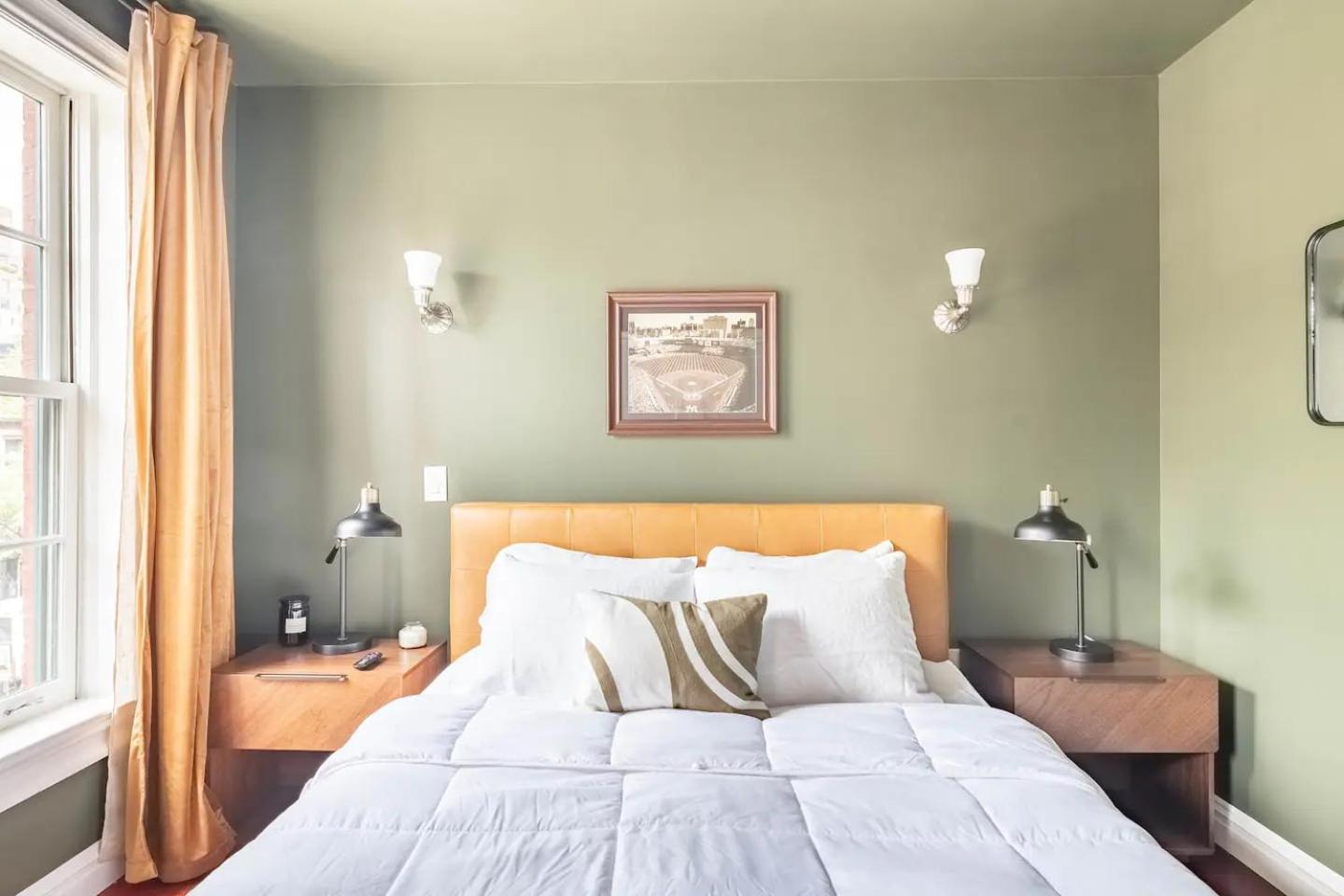 Apartment Lofty & Bright Greenwich Getaway W Private Rooftop