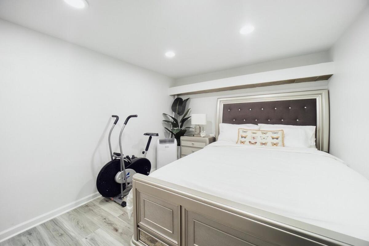 3br Private Near Lga, Jfk, Manhattan, Northern Blvd Apartment