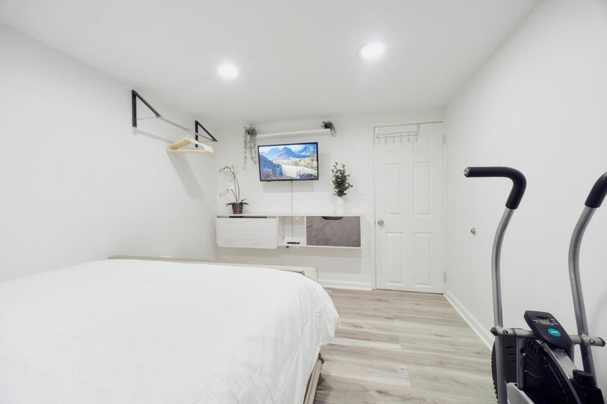 Apartment 3br Private Near Lga, Jfk, Manhattan, Northern Blvd New York