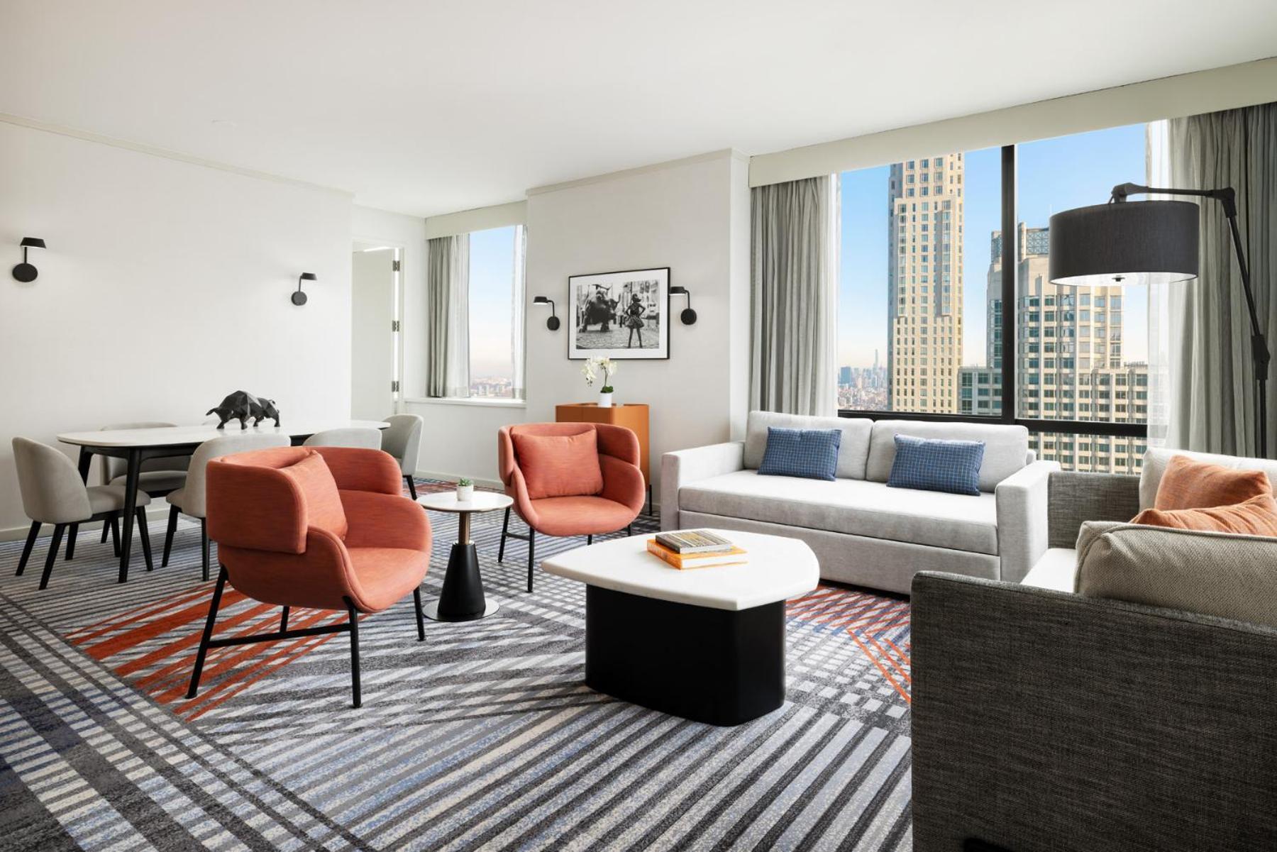 Millennium Downtown Hotel 4*