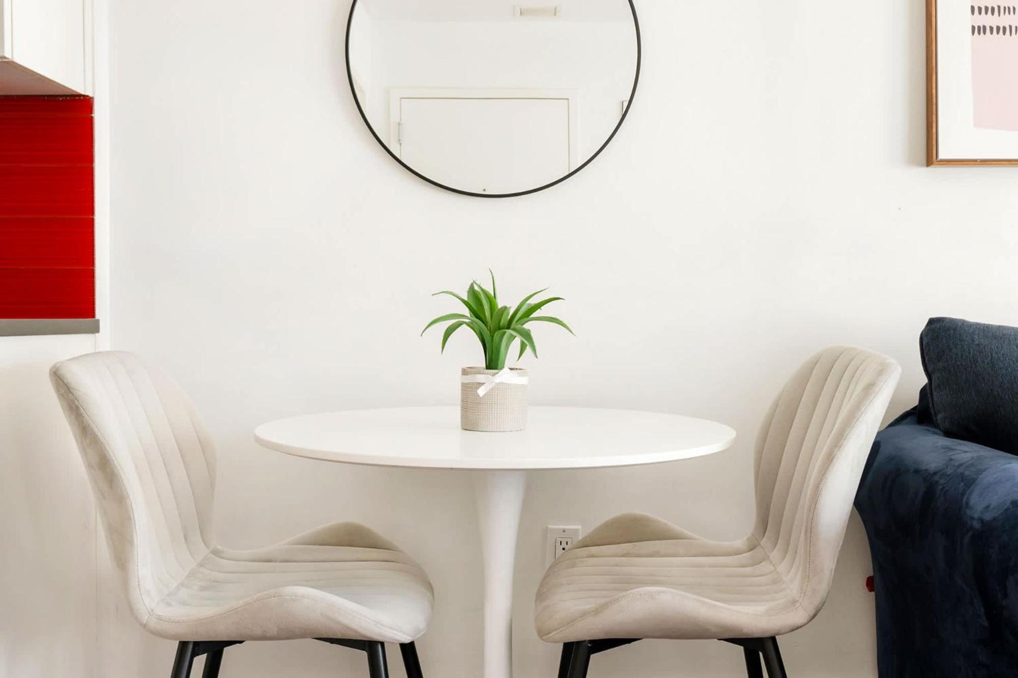 809-4a Columbus Circle New Bldg 1br W D Apartment