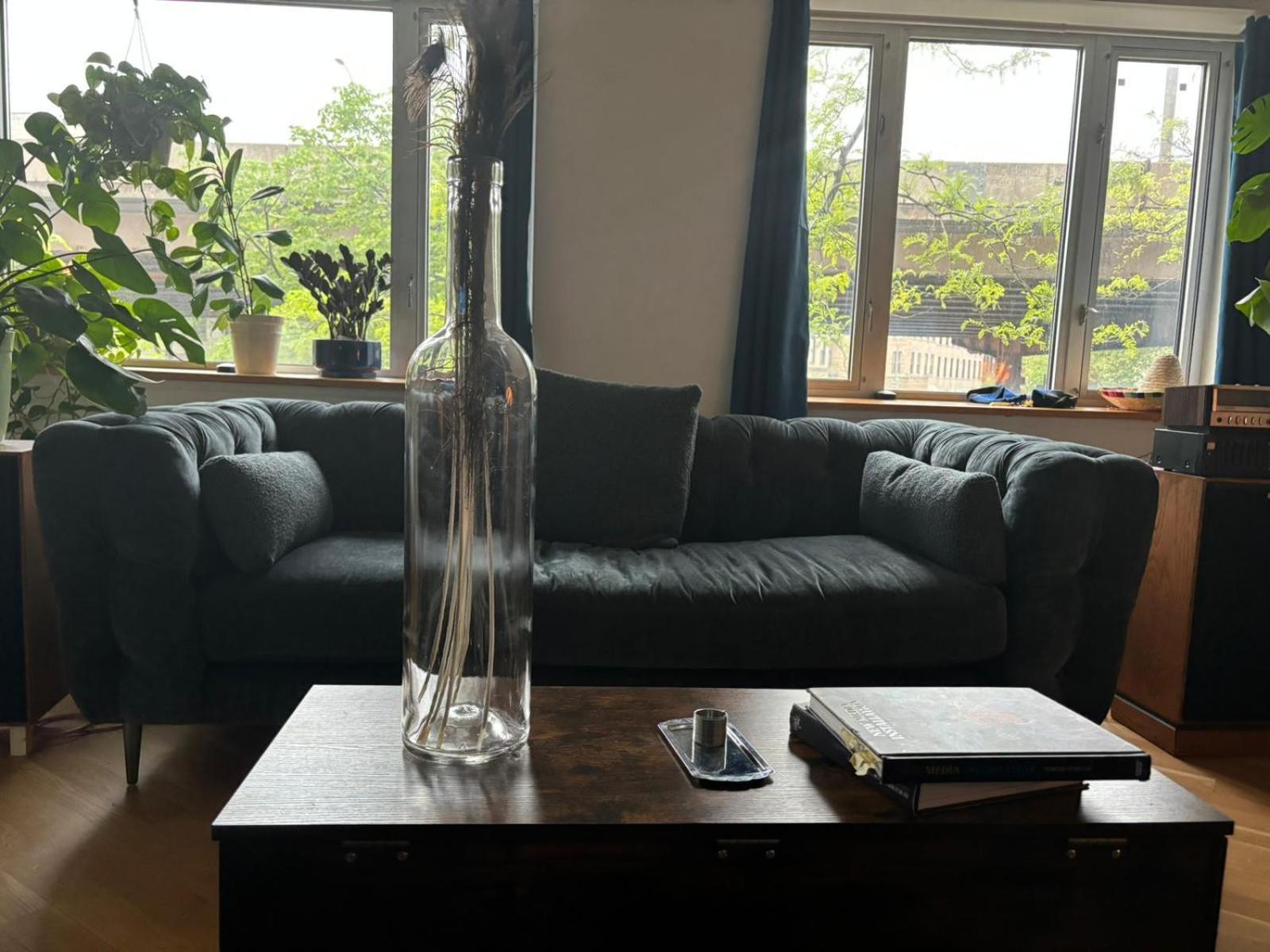 4 Peeps Inwilliamsburg Apartment *