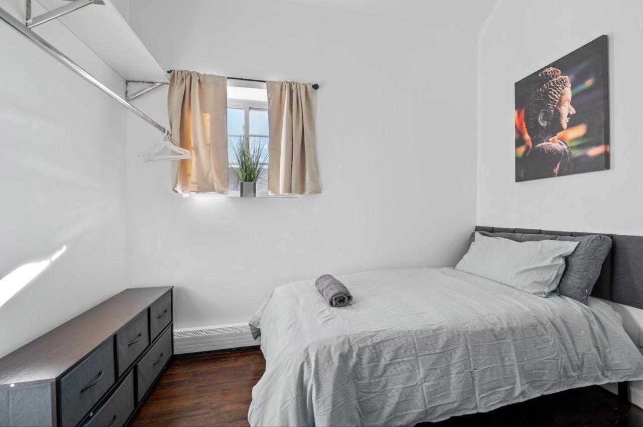 Bedstuy Modern 3 Br * New York