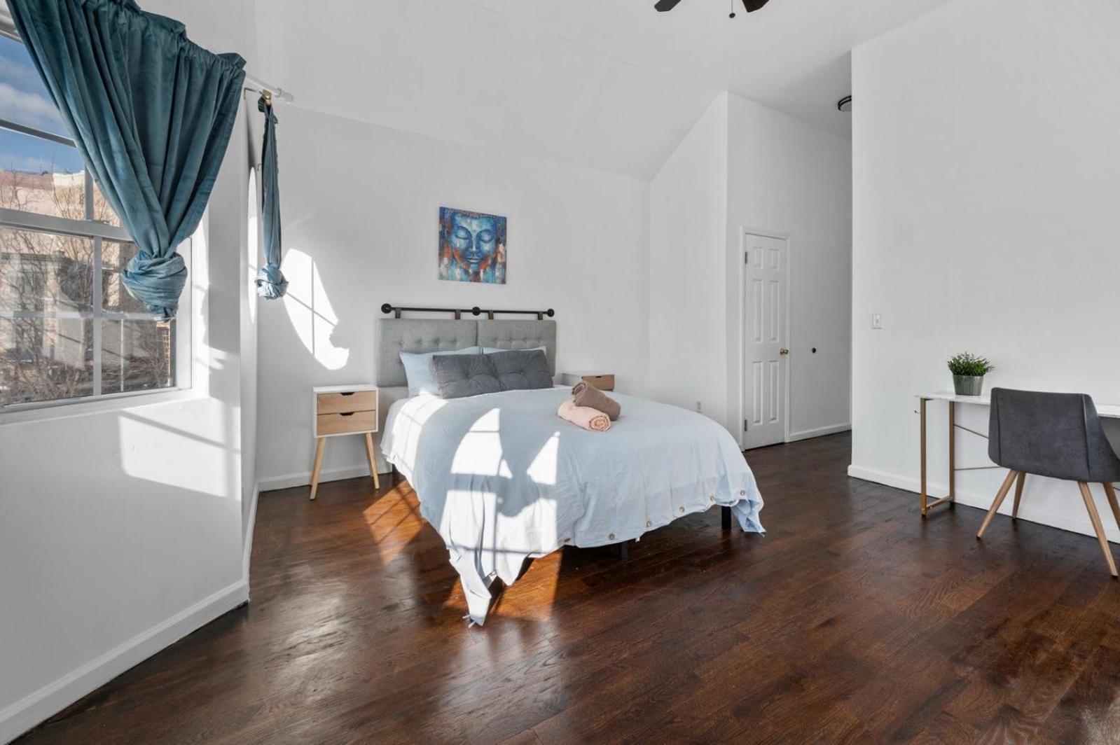 Bedstuy Modern 3 Br Apartment *