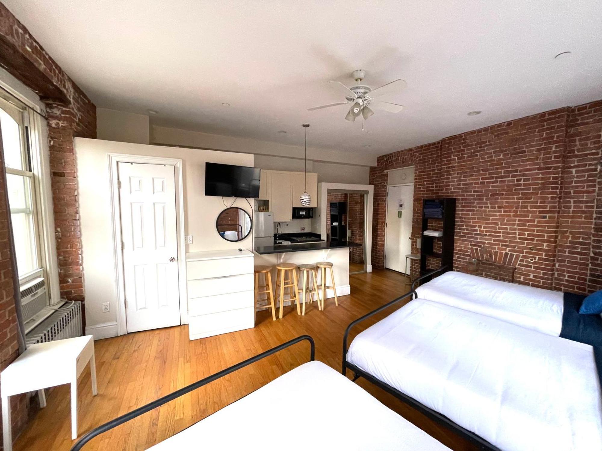 Nest With Kitchenette Apartment 3*