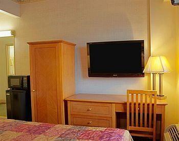 Linden Motor - Brooklyn *