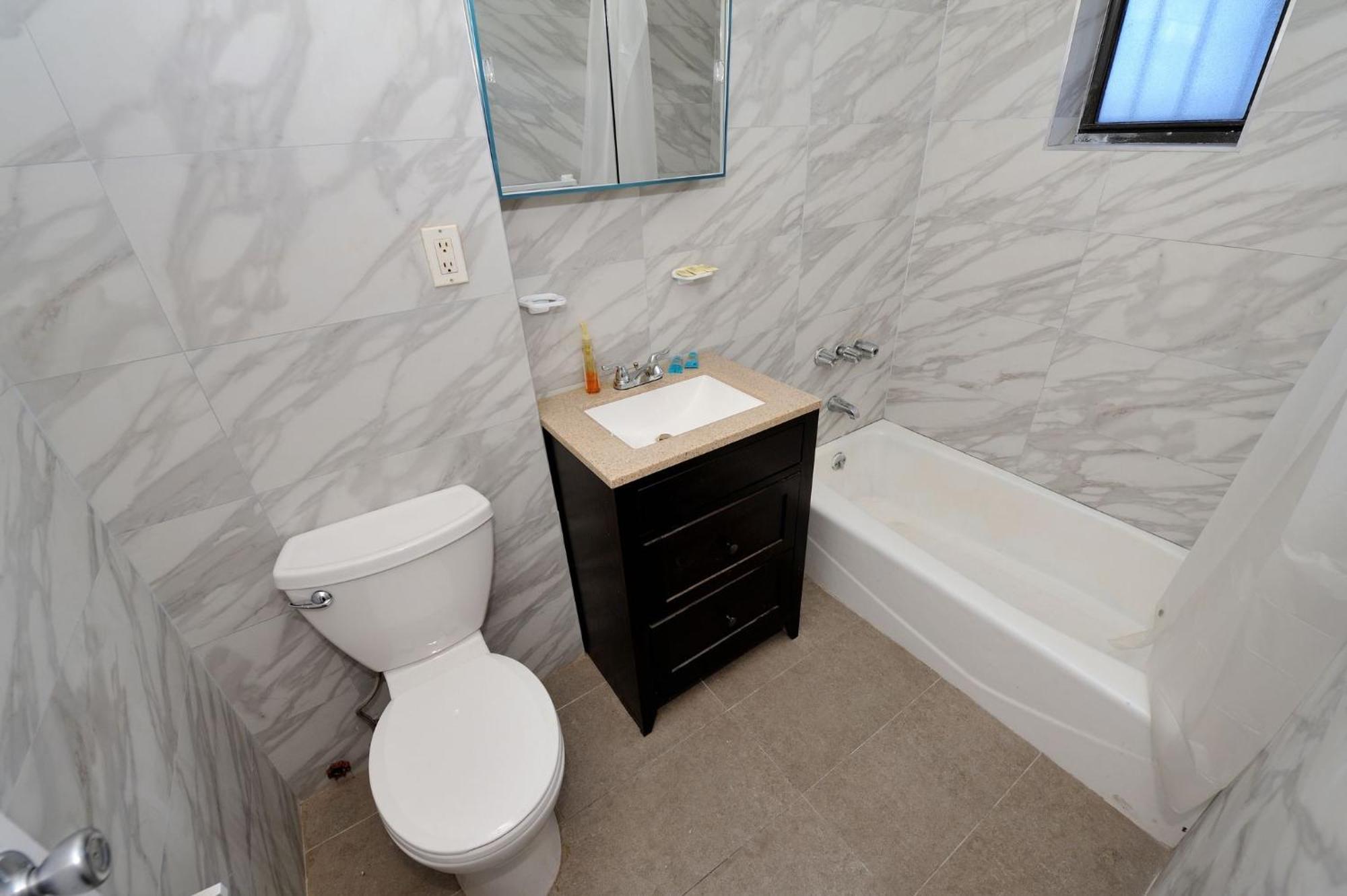 Appartement Amazing 3 Bedroom 1 Bath