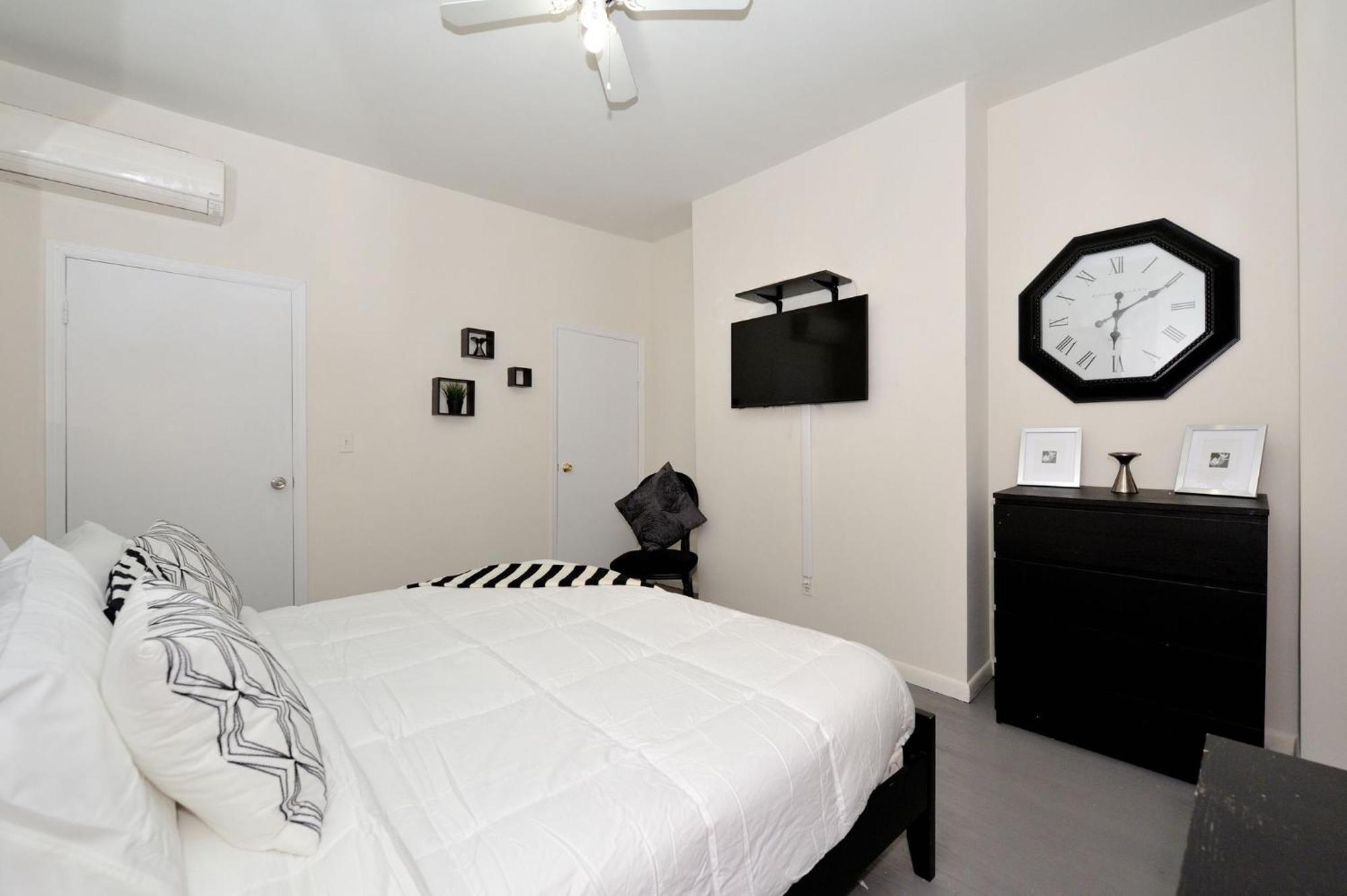 Appartement Amazing 3 Bedroom 1 Bath *
