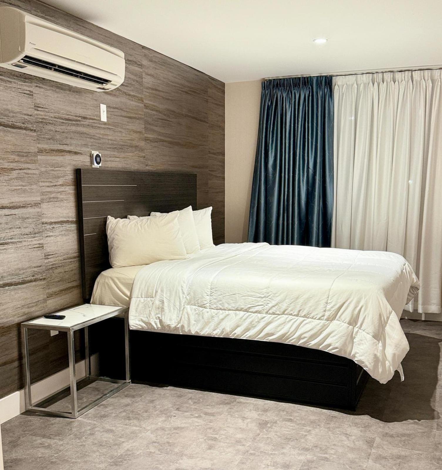 Rose Bronx Brand New New York