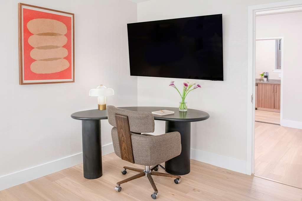 The Fifty Sonesta 4*