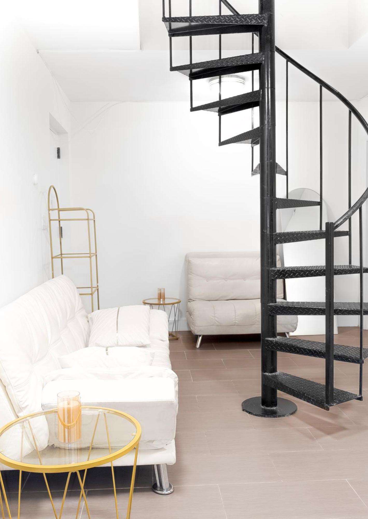 Yellow2 Sunrise Brooklyn Retreat125 * New York