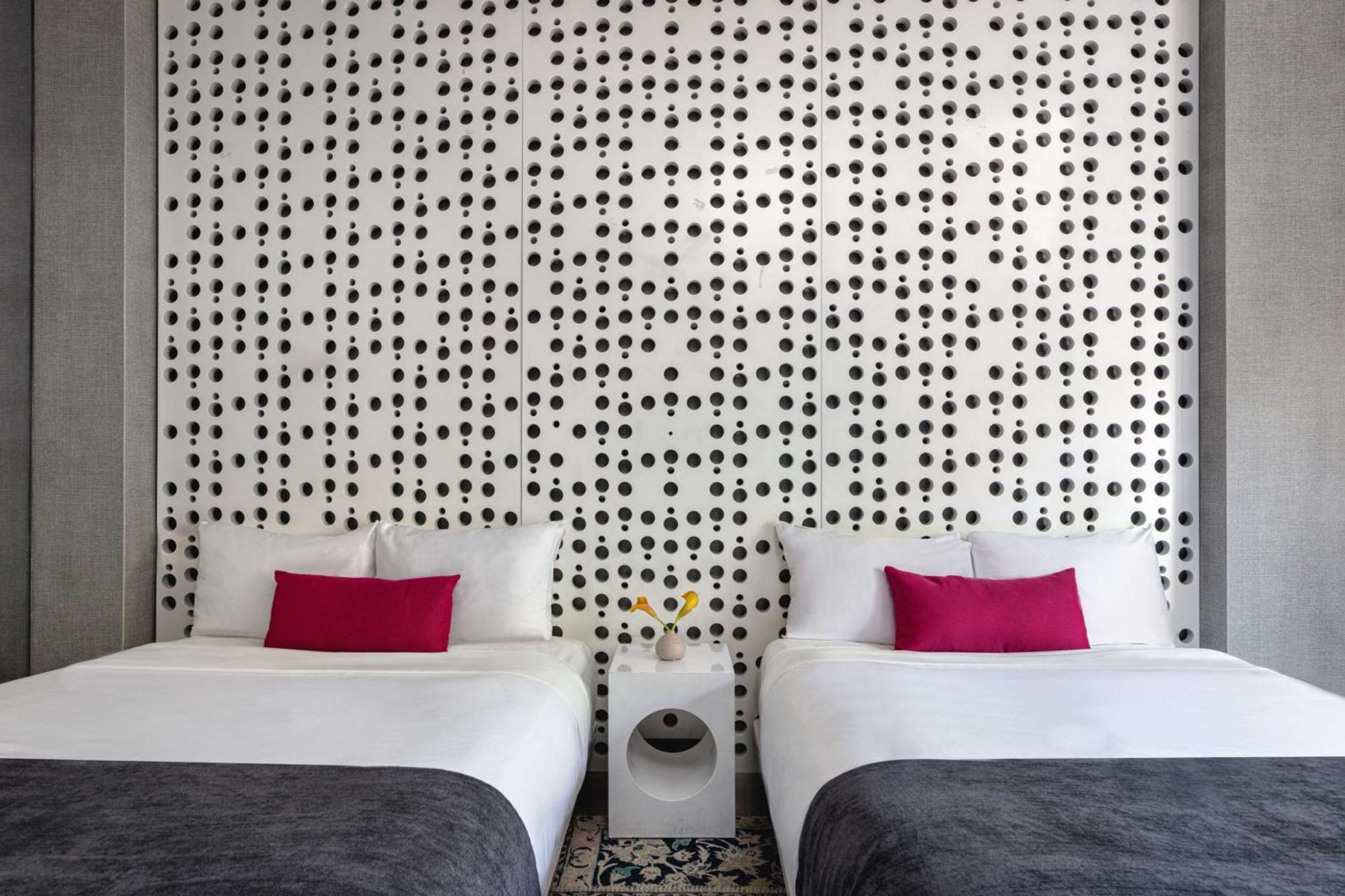 Hotel Dream Downtown, By Hyatt New York