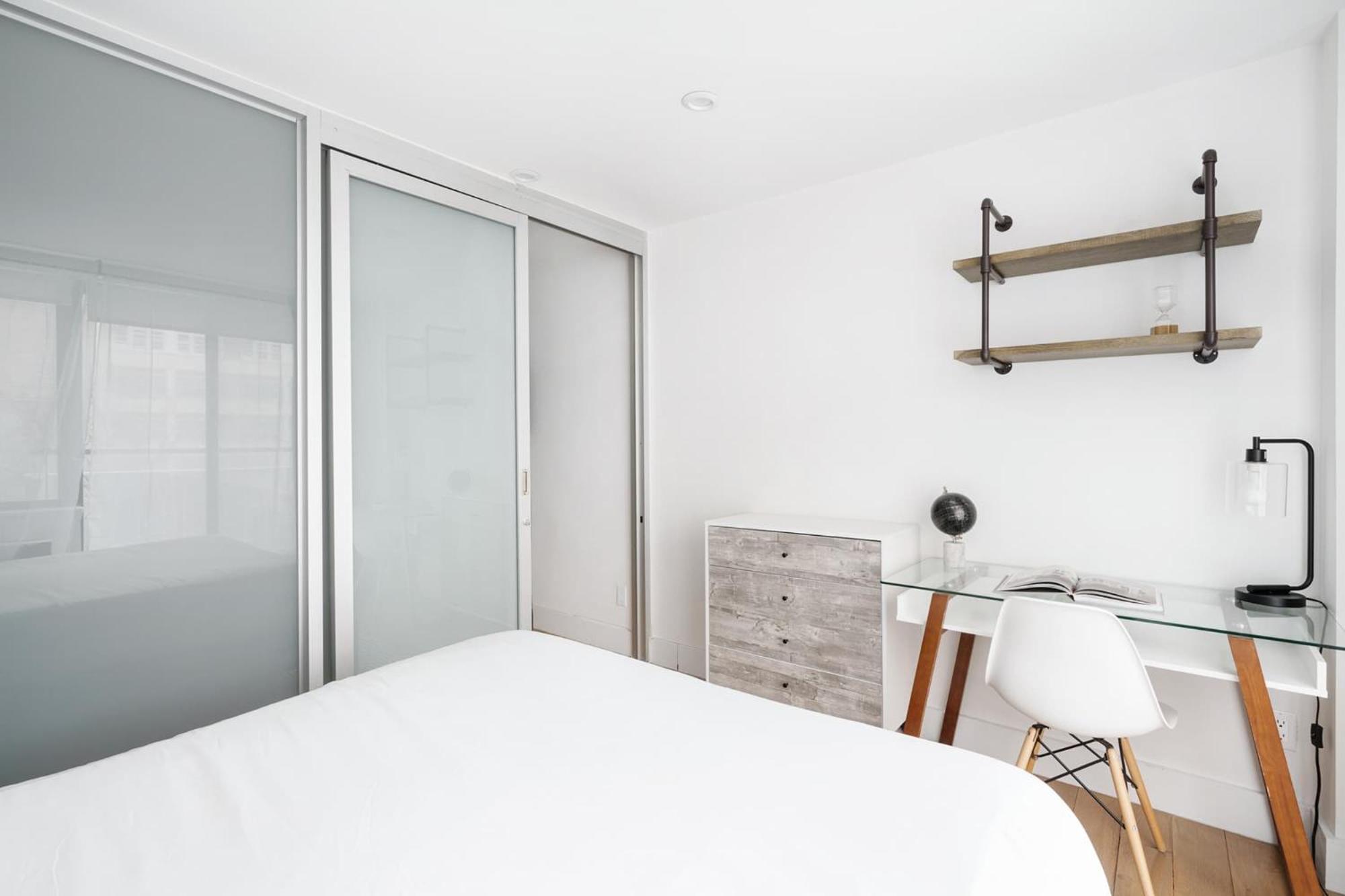 75-2d New Prime Ues W&d Balcony Elevator Apartment