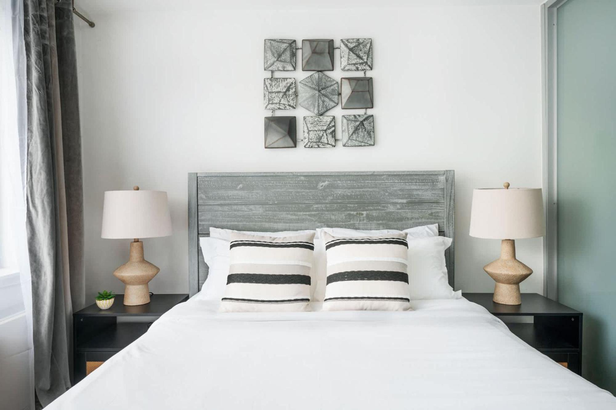 Apartment 75-2d New Prime Ues W&d Balcony Elevator *